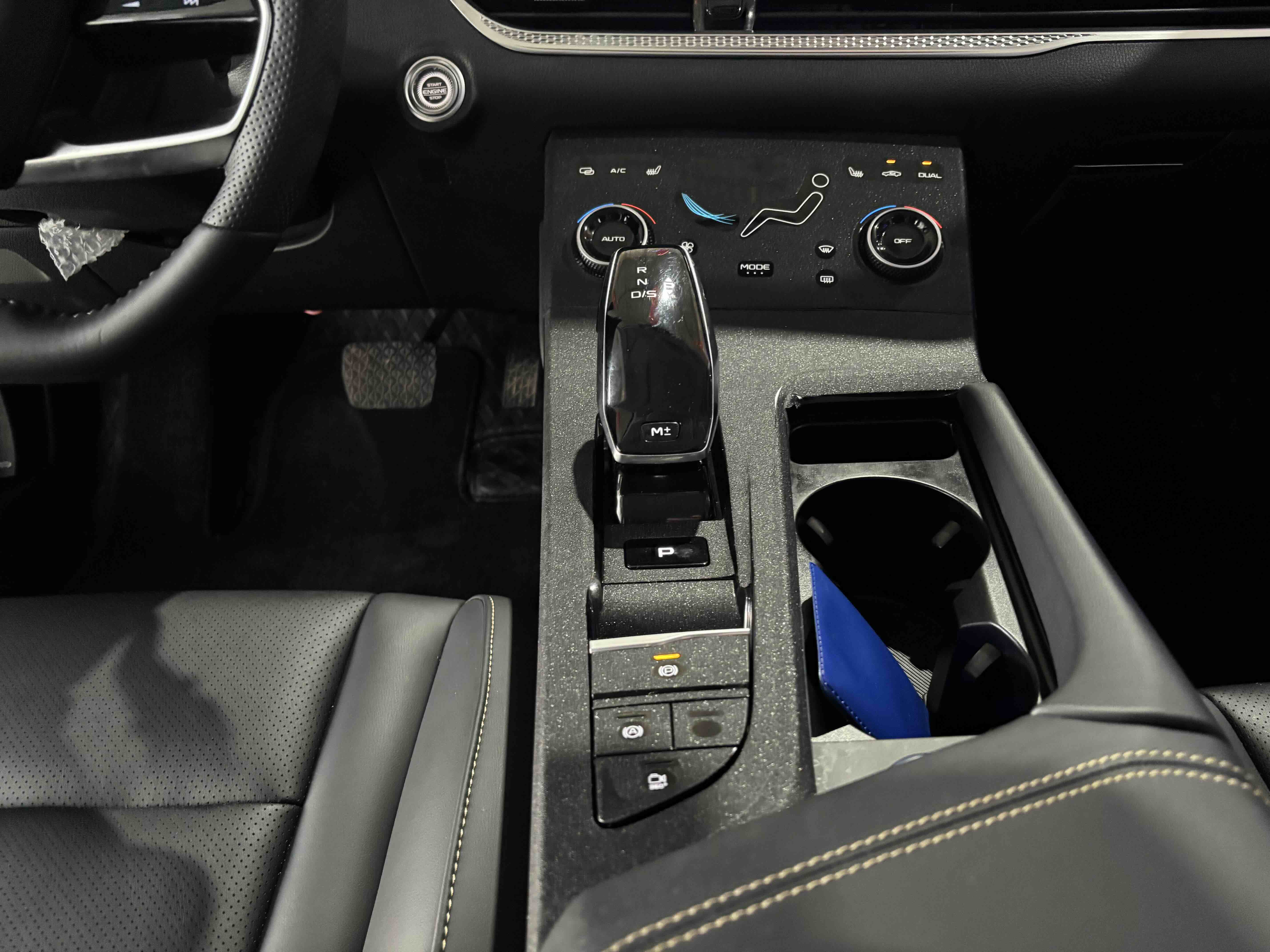 2024 car image #11