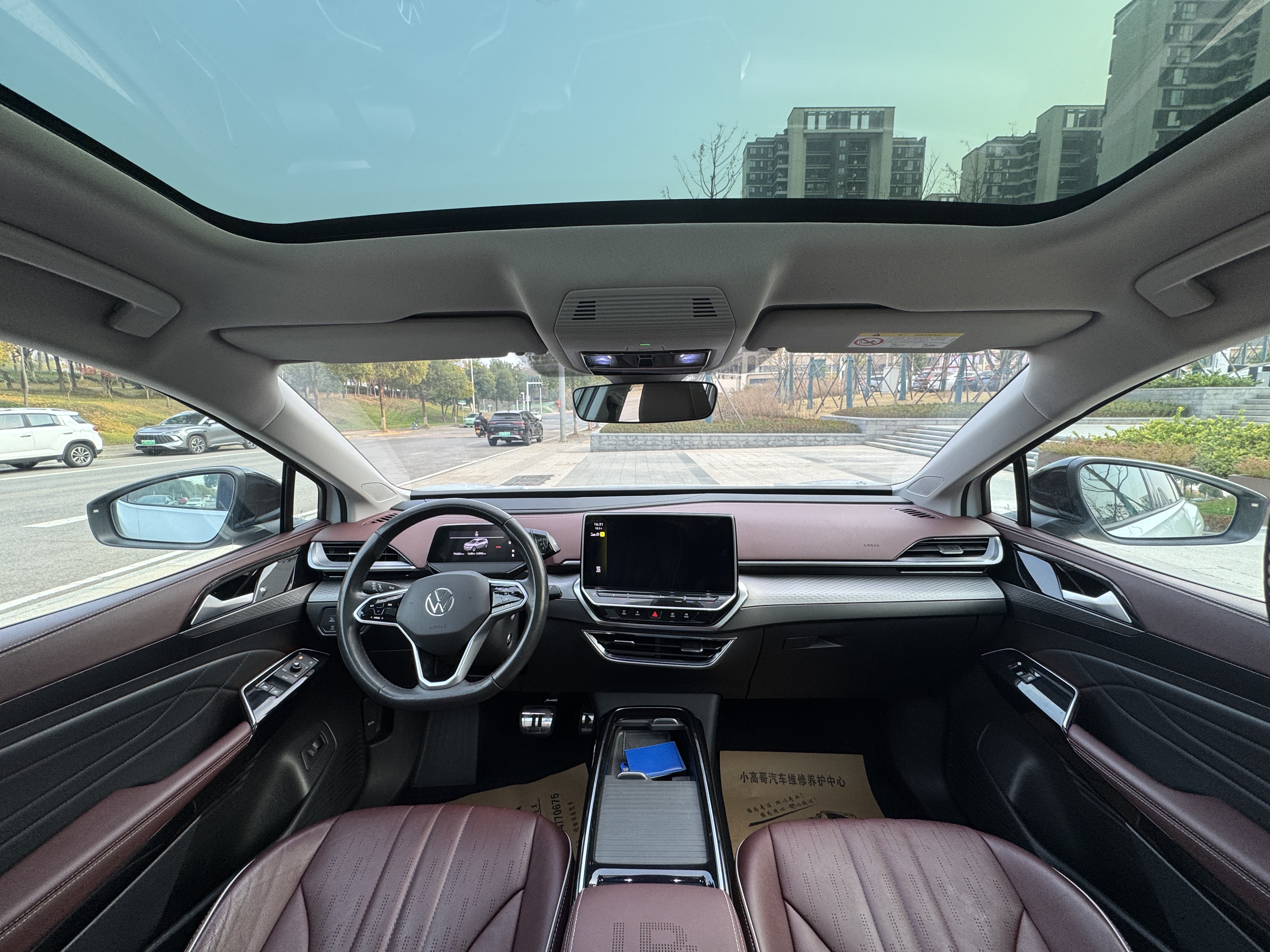 Volkswagen ID.6 X 2023 immagine di auto #11