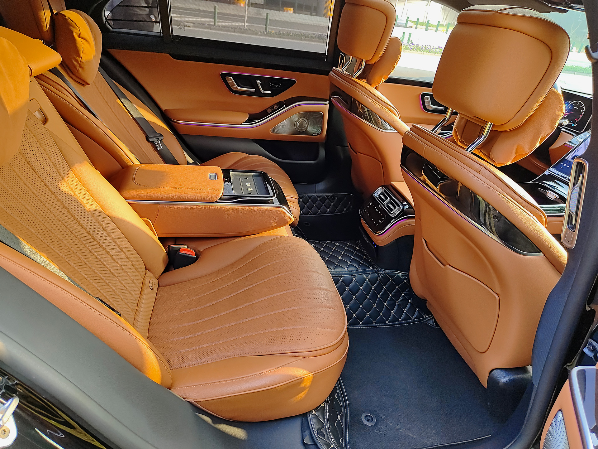 Mercedes-Benz S Class 2023 car image #11