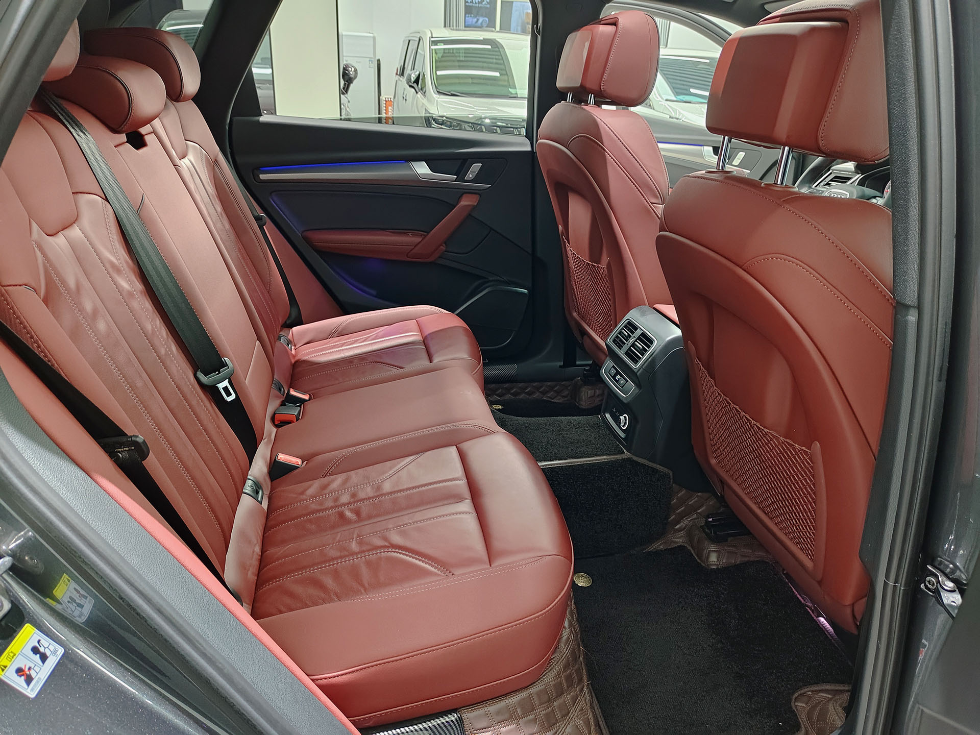 Audi Q5L 2023 car image #11