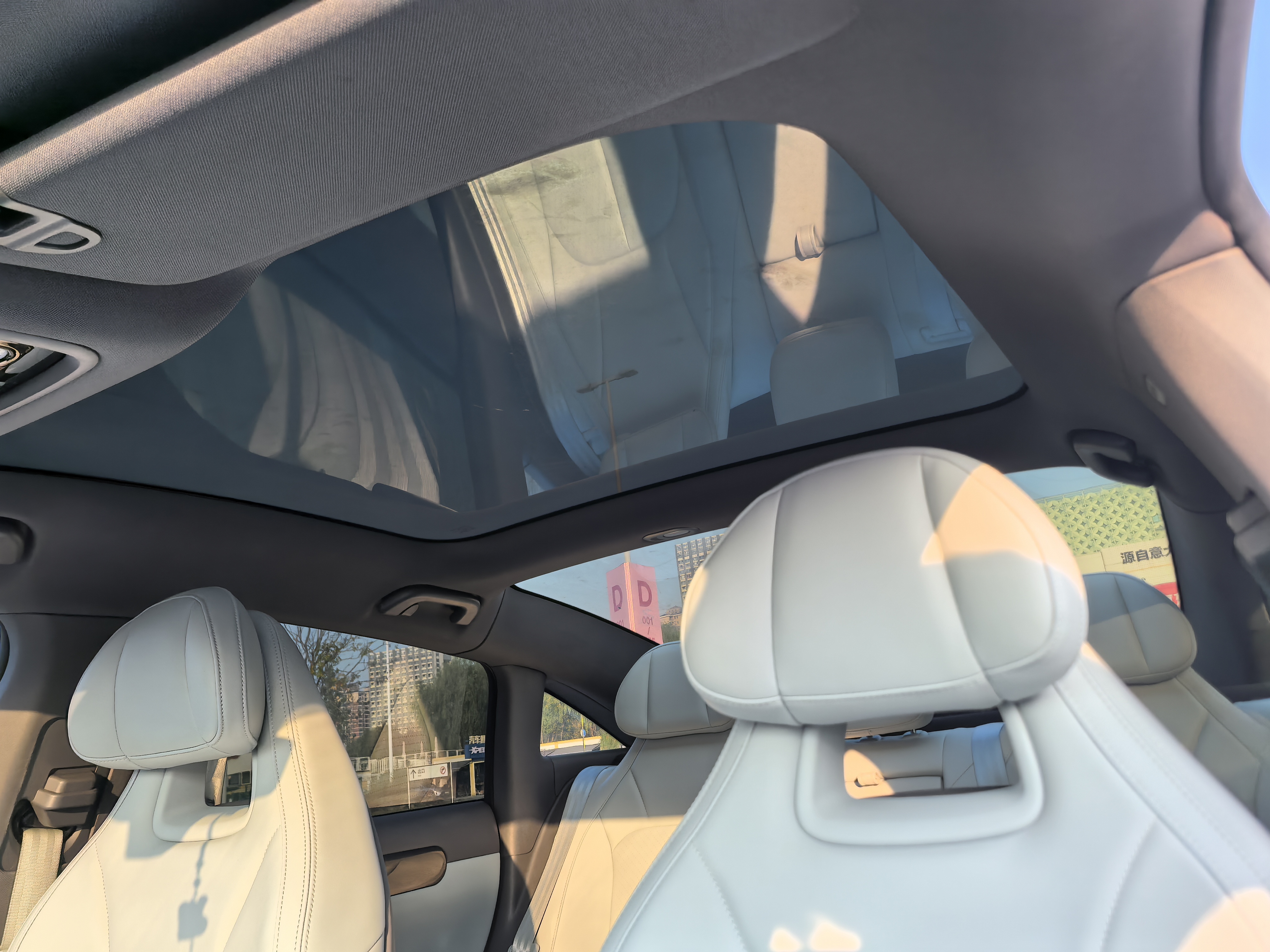 零跑汽车 零跑C01 2023 汽车图片 #11