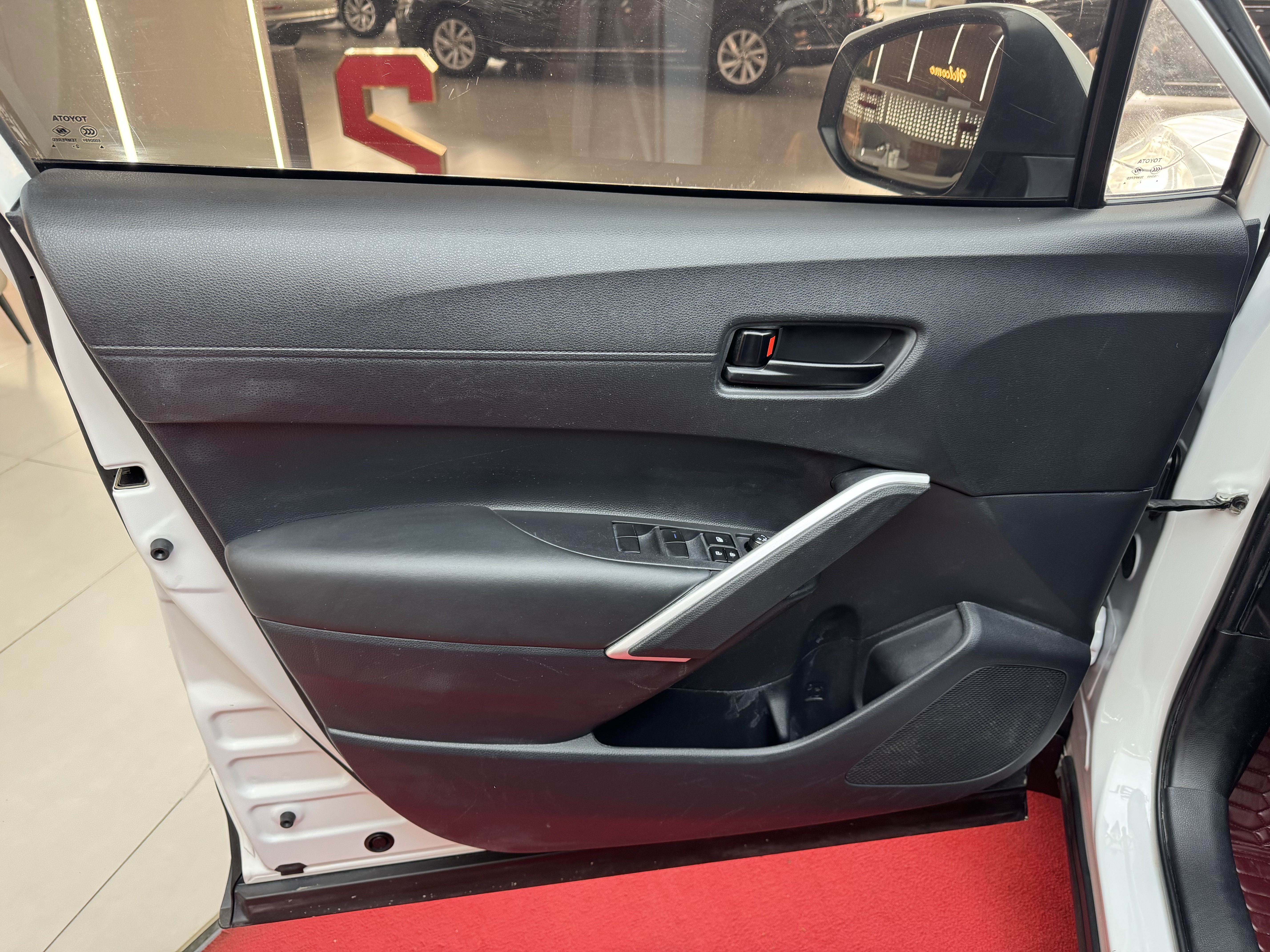 Toyota Frontlander 2023 #11 Toyota Frontlander 2023 immagine di auto #11