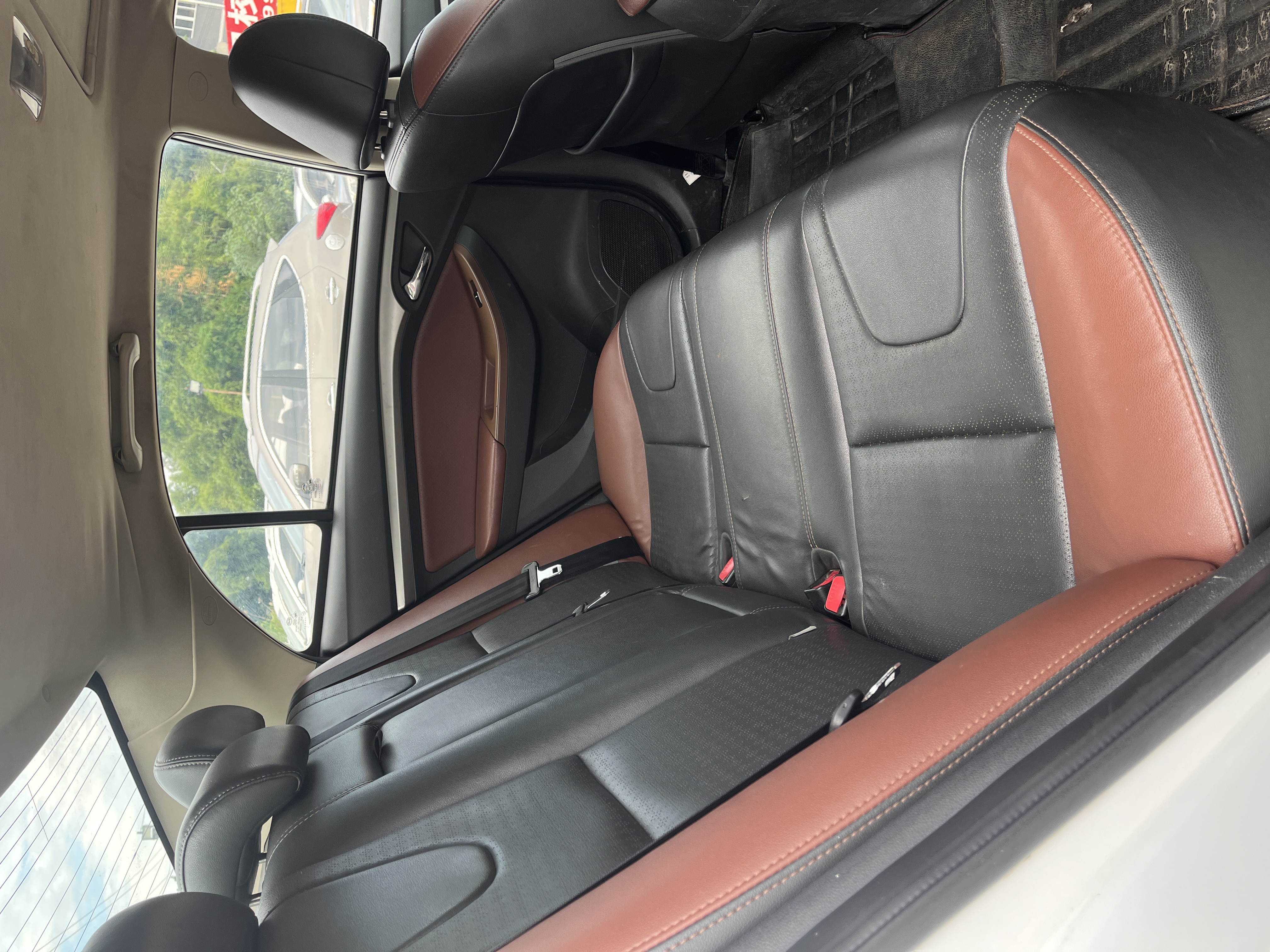 BYD G5 2015 изображение автомобиля #11