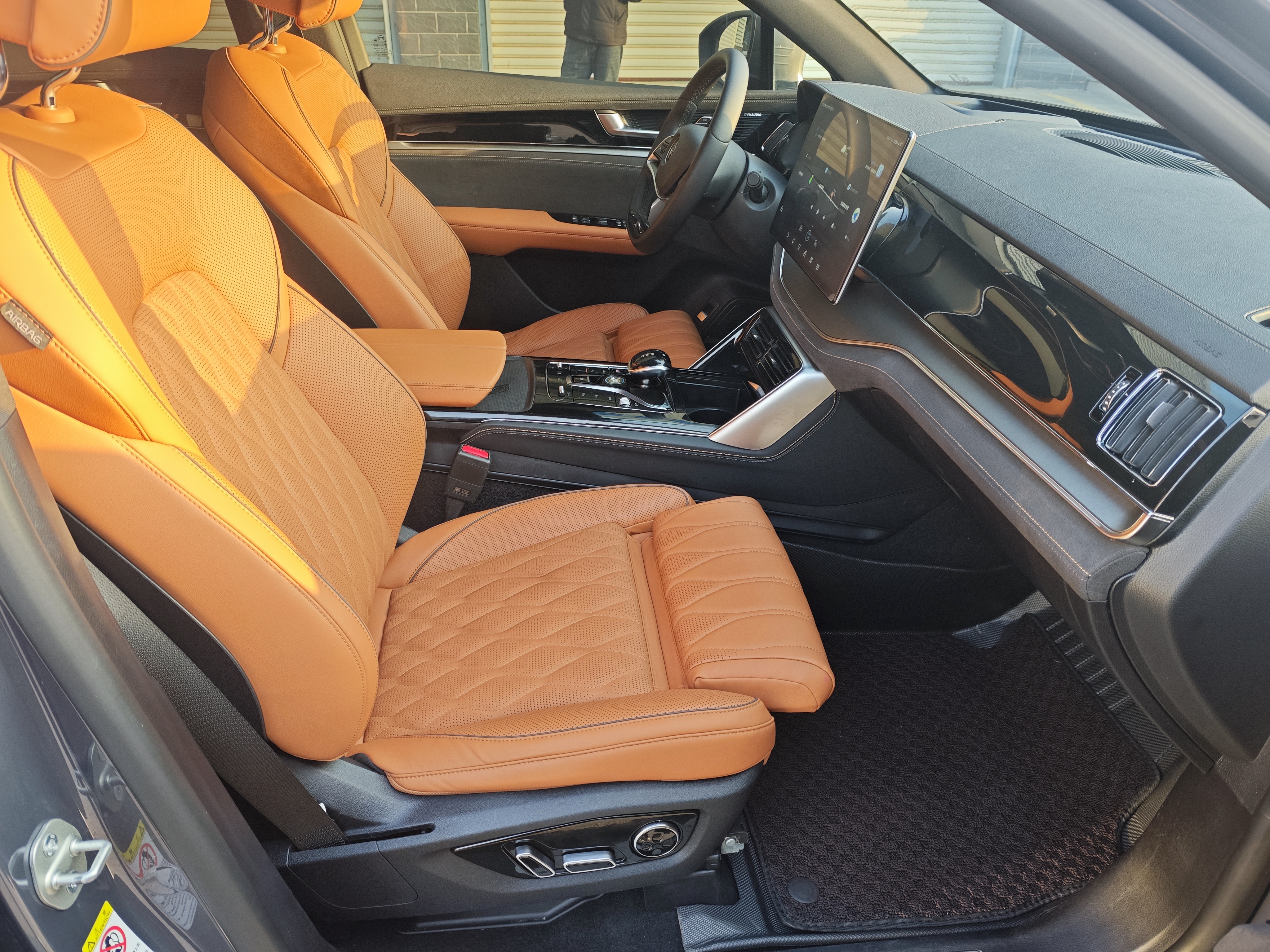 BYD Tang New Energy 2023 immagine di auto #11