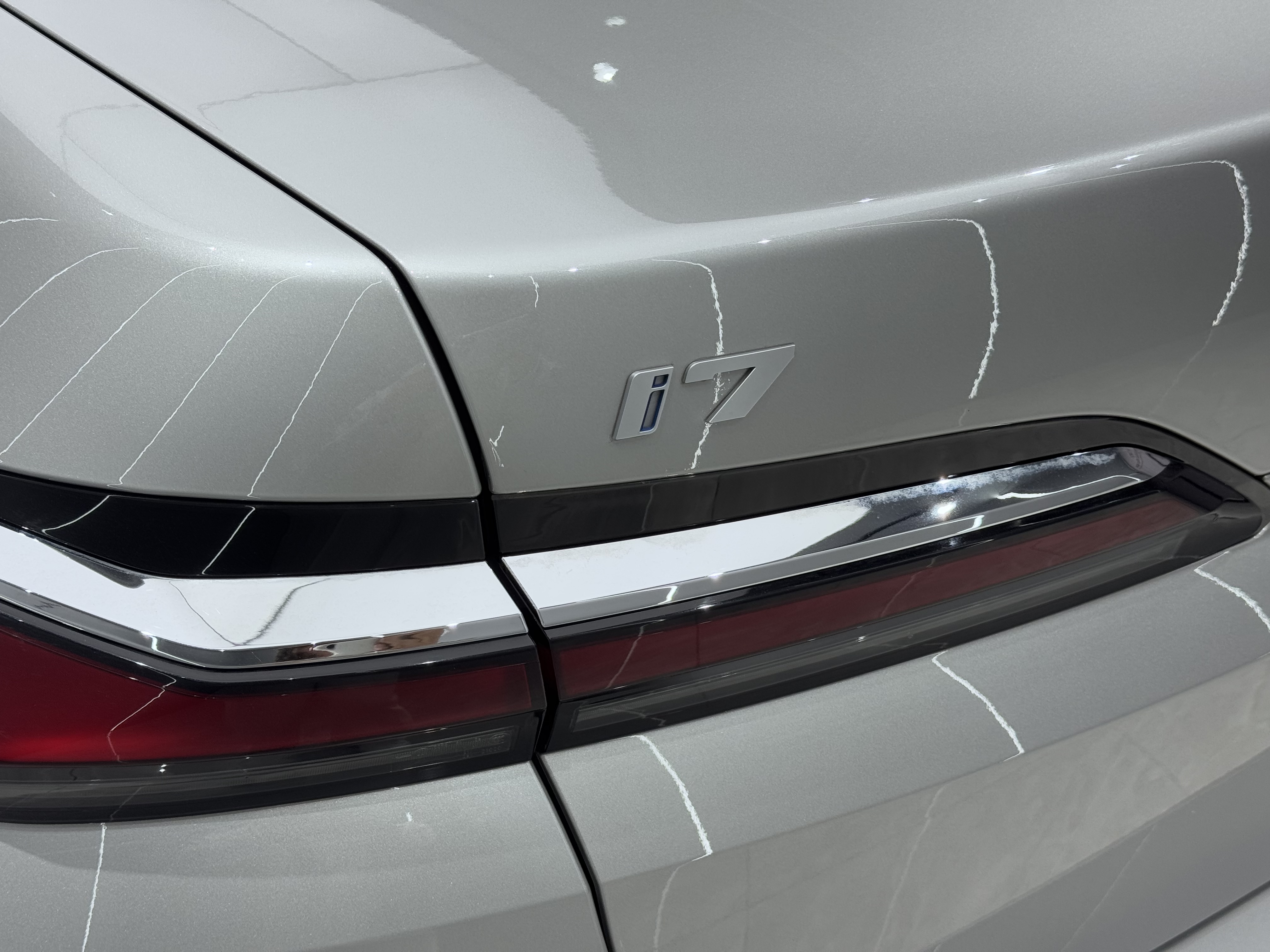 BMW i7 2023 immagine di auto #11