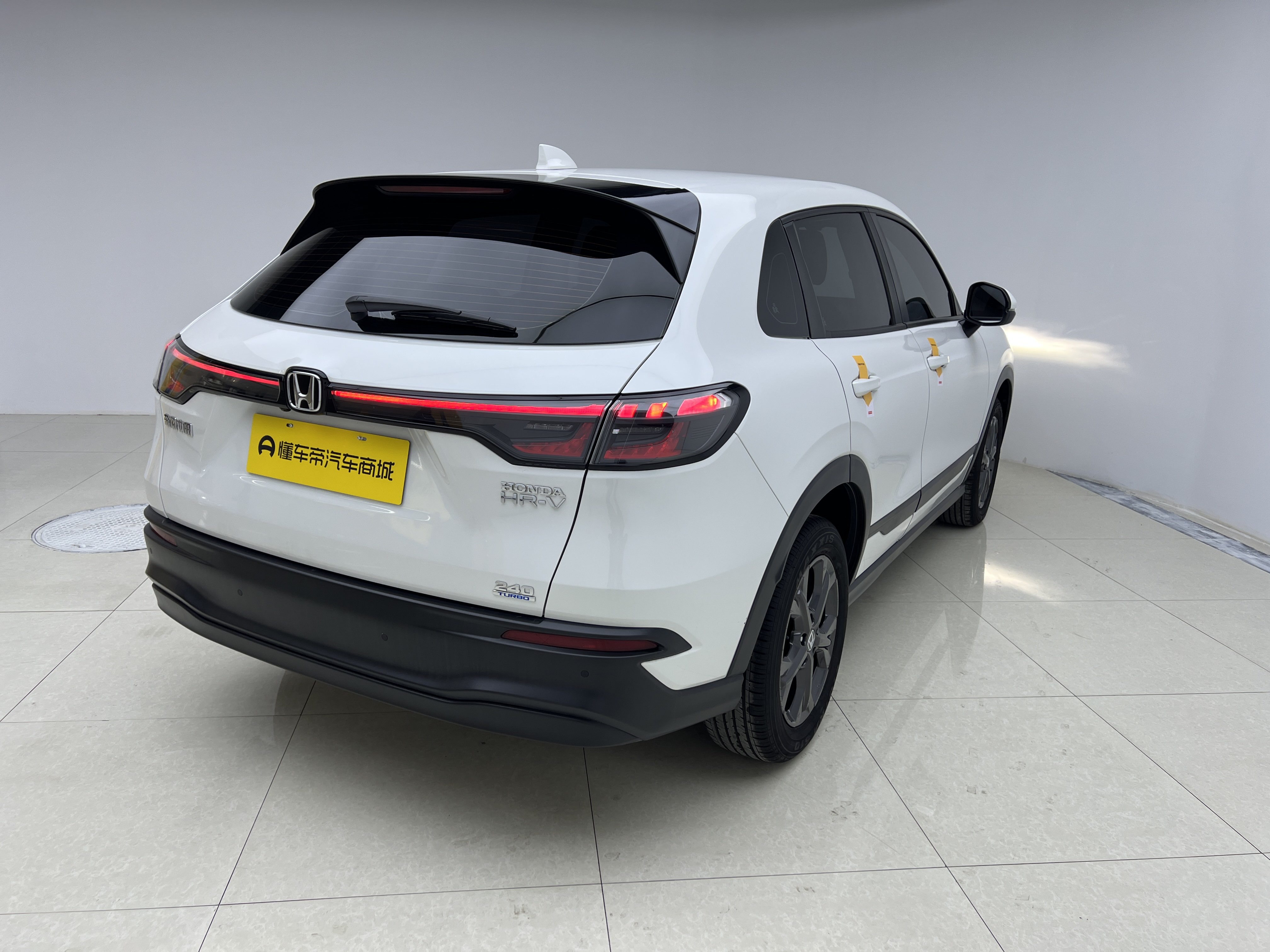 Honda HR-V 2024 #11 Honda HR-V 2024 car image #11