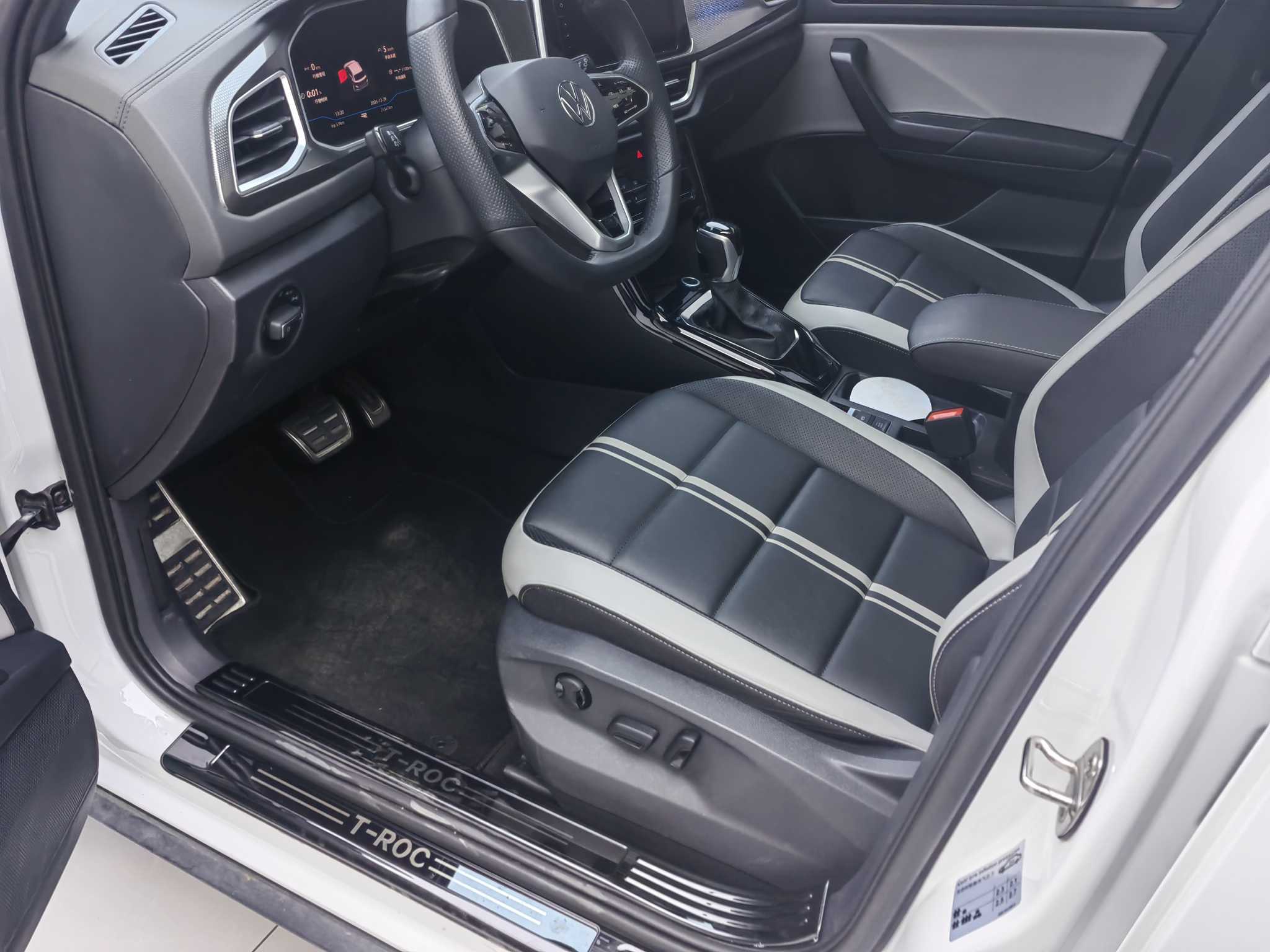 T-Roc 2023 #11 T-Roc 2023 car image #11