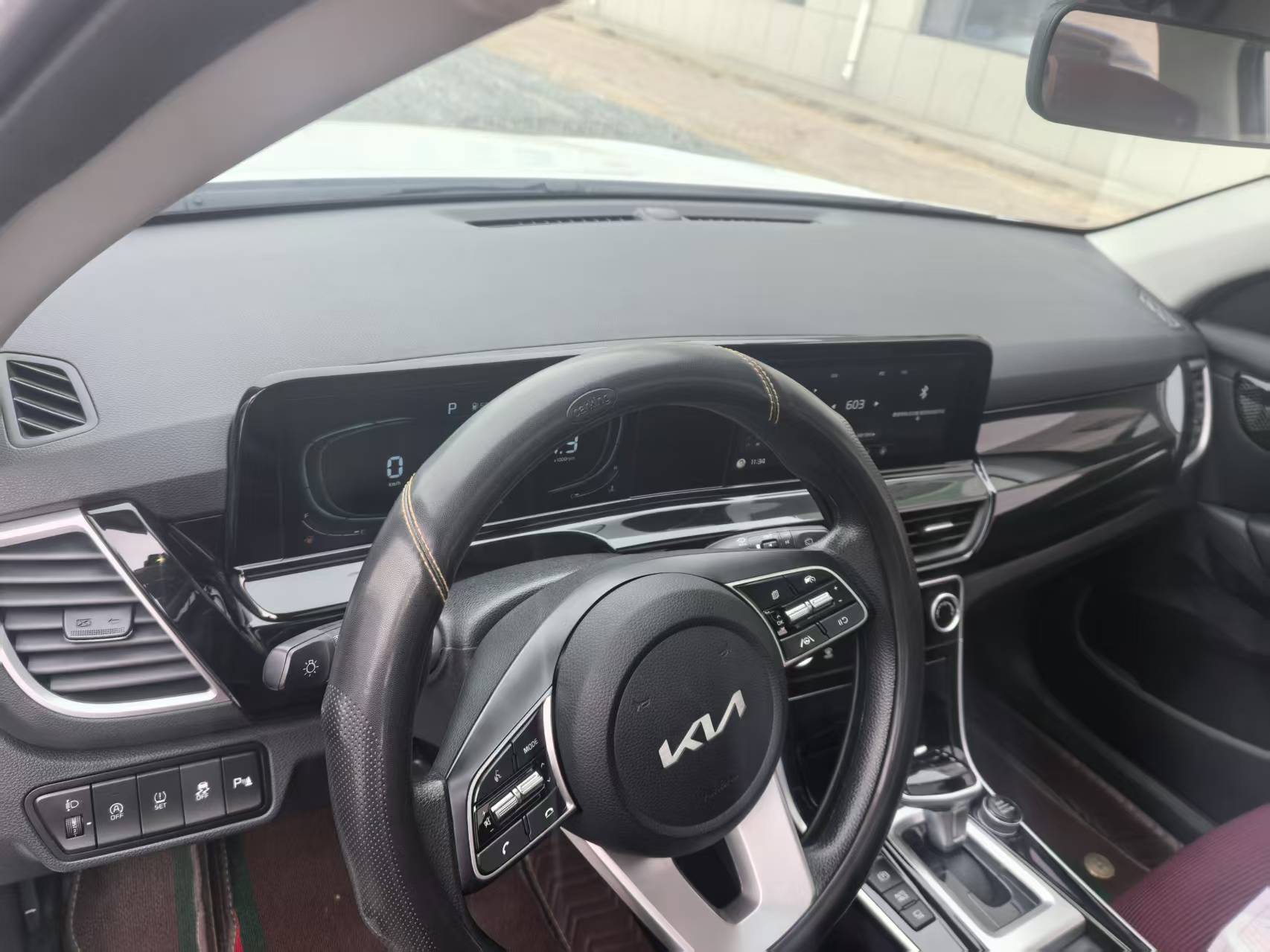 起亚 赛图斯 2023 汽车图片 #11