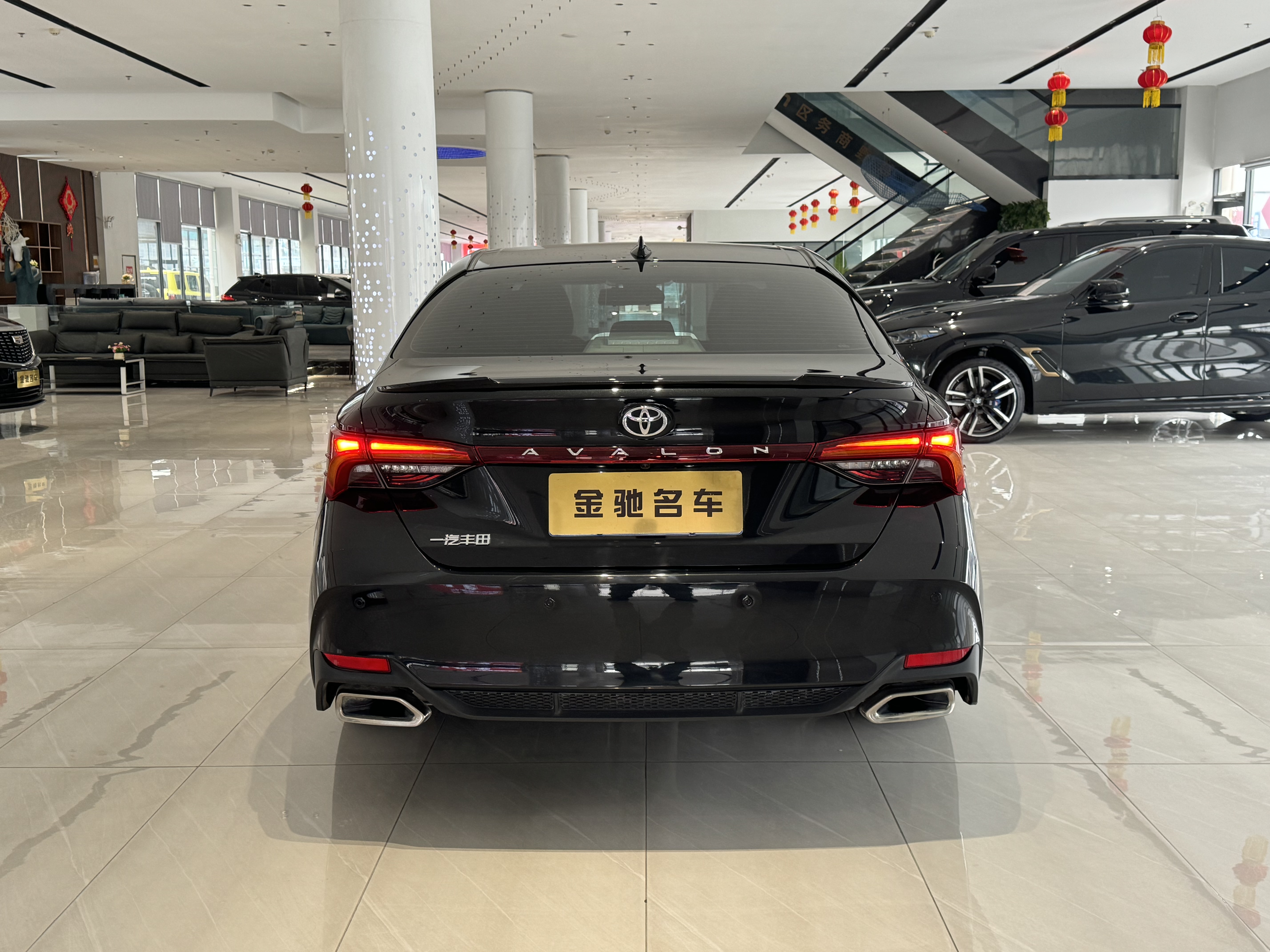 Toyota Avalon 2024 car image #11