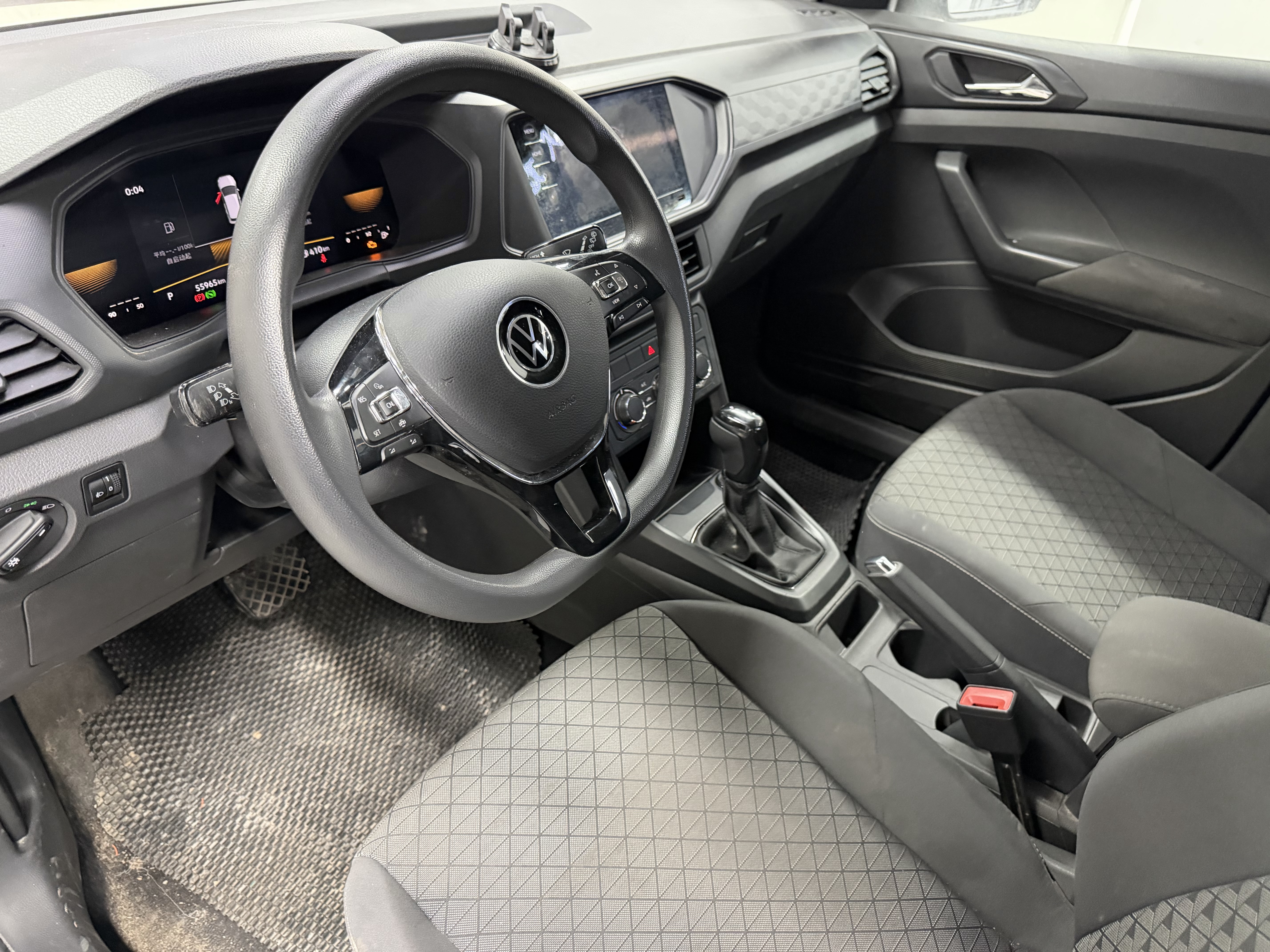 Volkswagen T-Cross 2024 car image #11