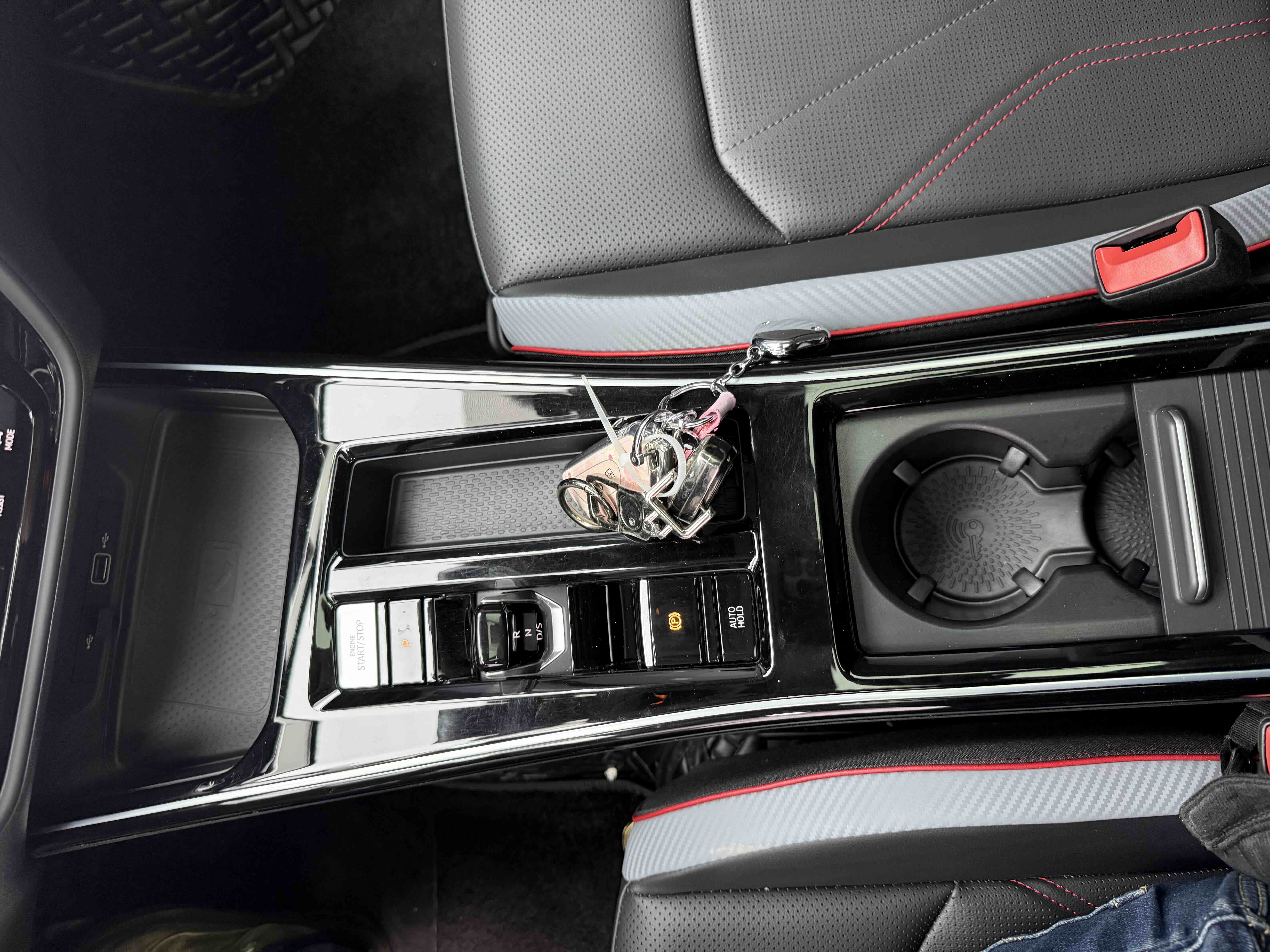 Volkswagen Lamando 2023 car image #11