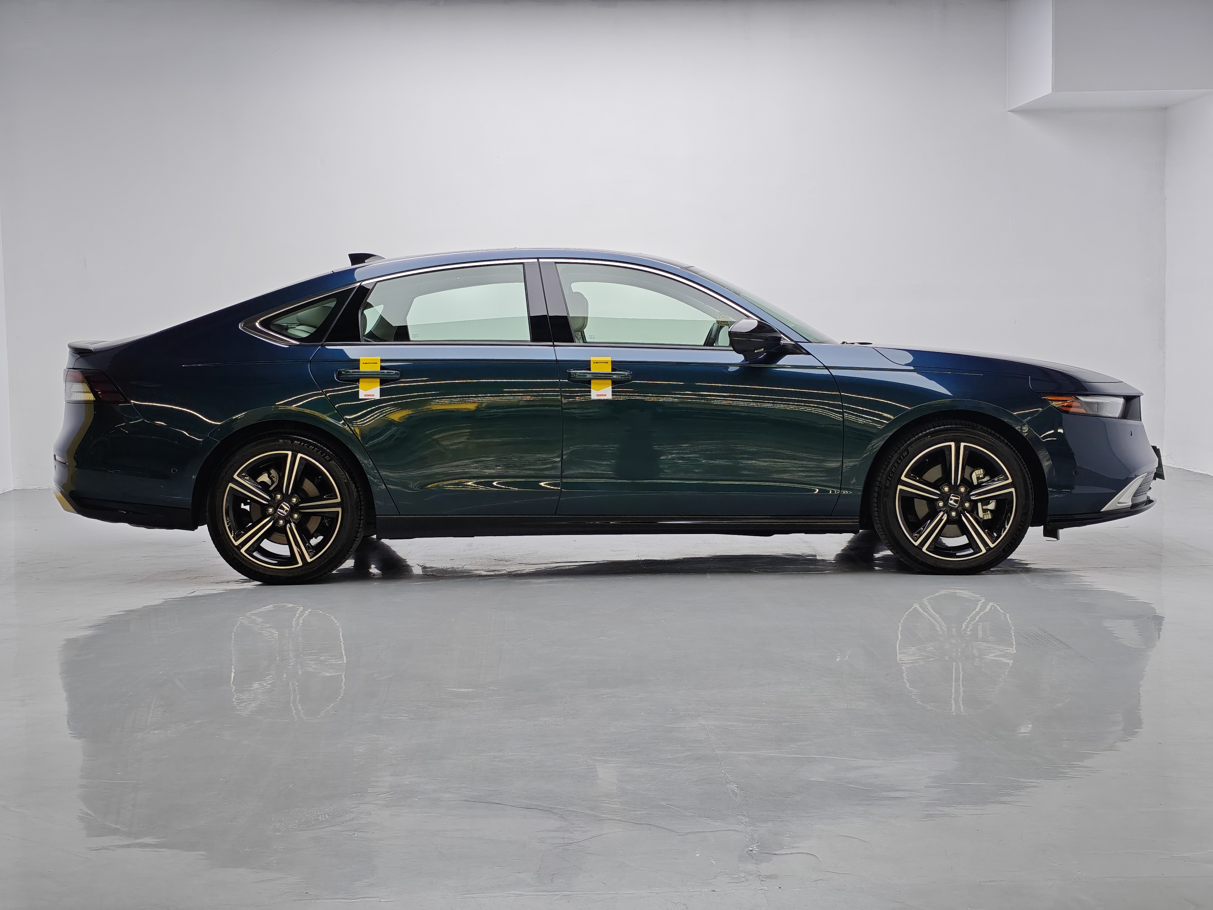 Honda Accord New Energy 2023 car image #11