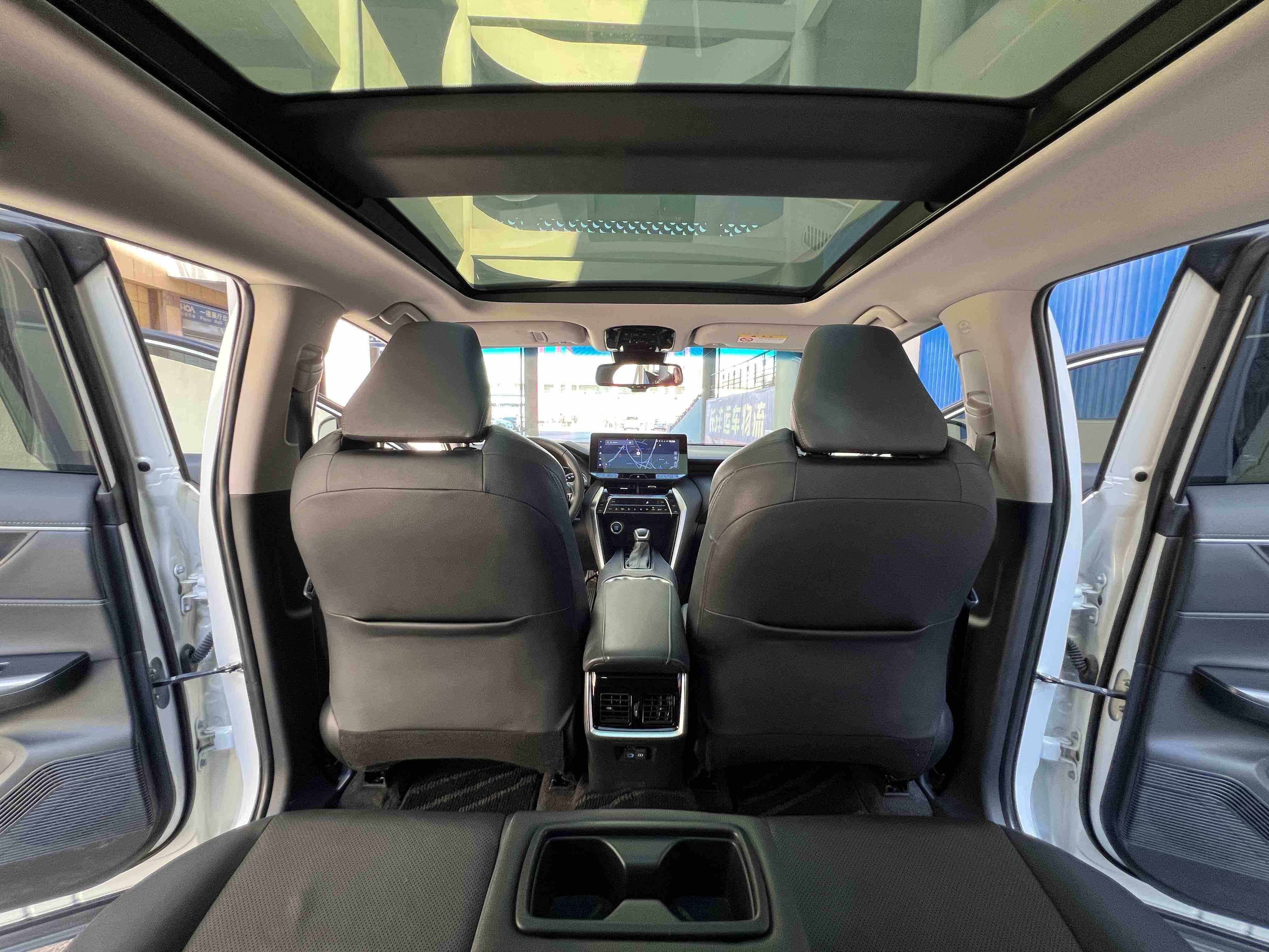 Toyota Harrier 2023 car image #11