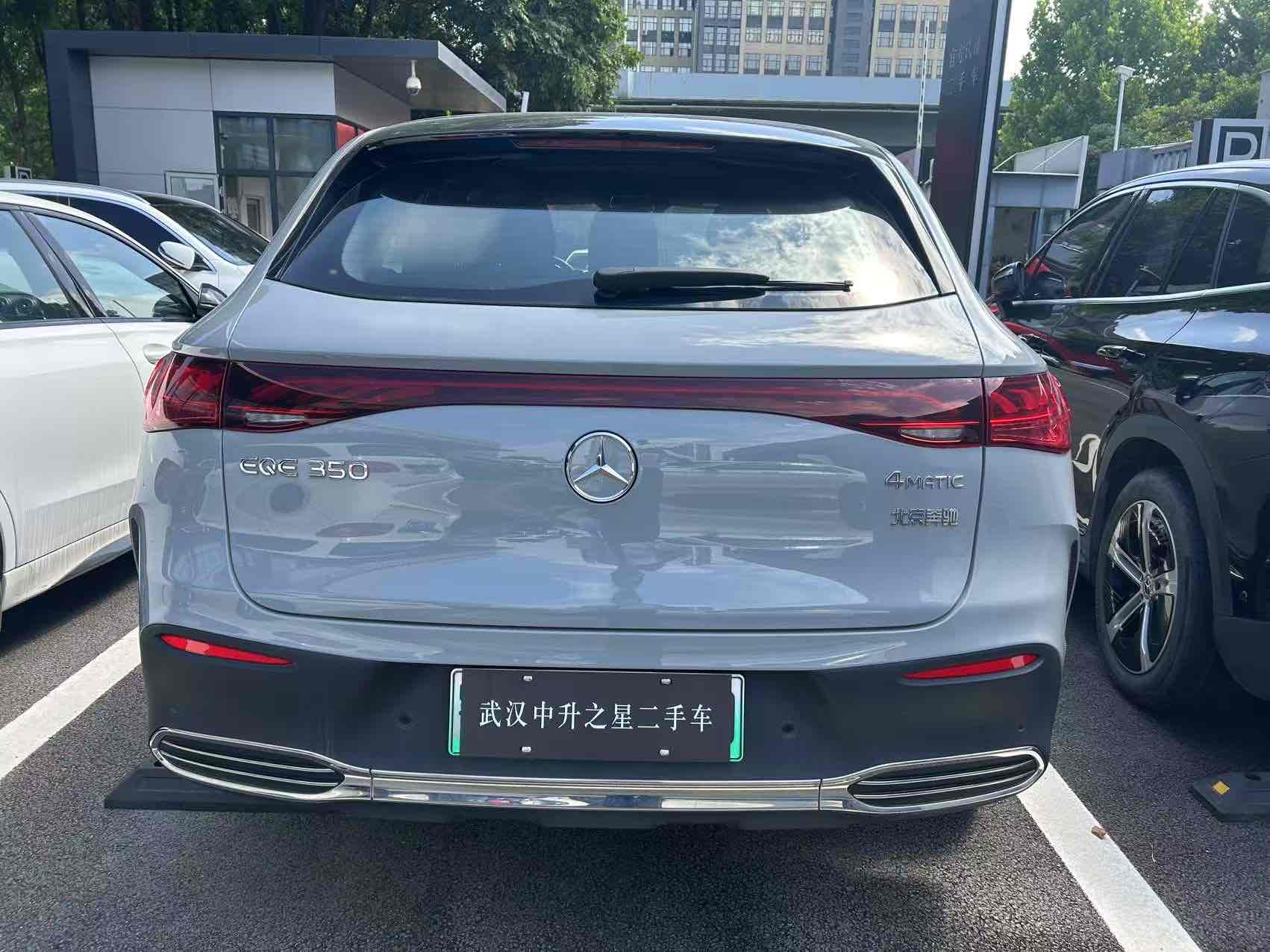 Mercedes-Benz EQE SUV 2023 car image #11