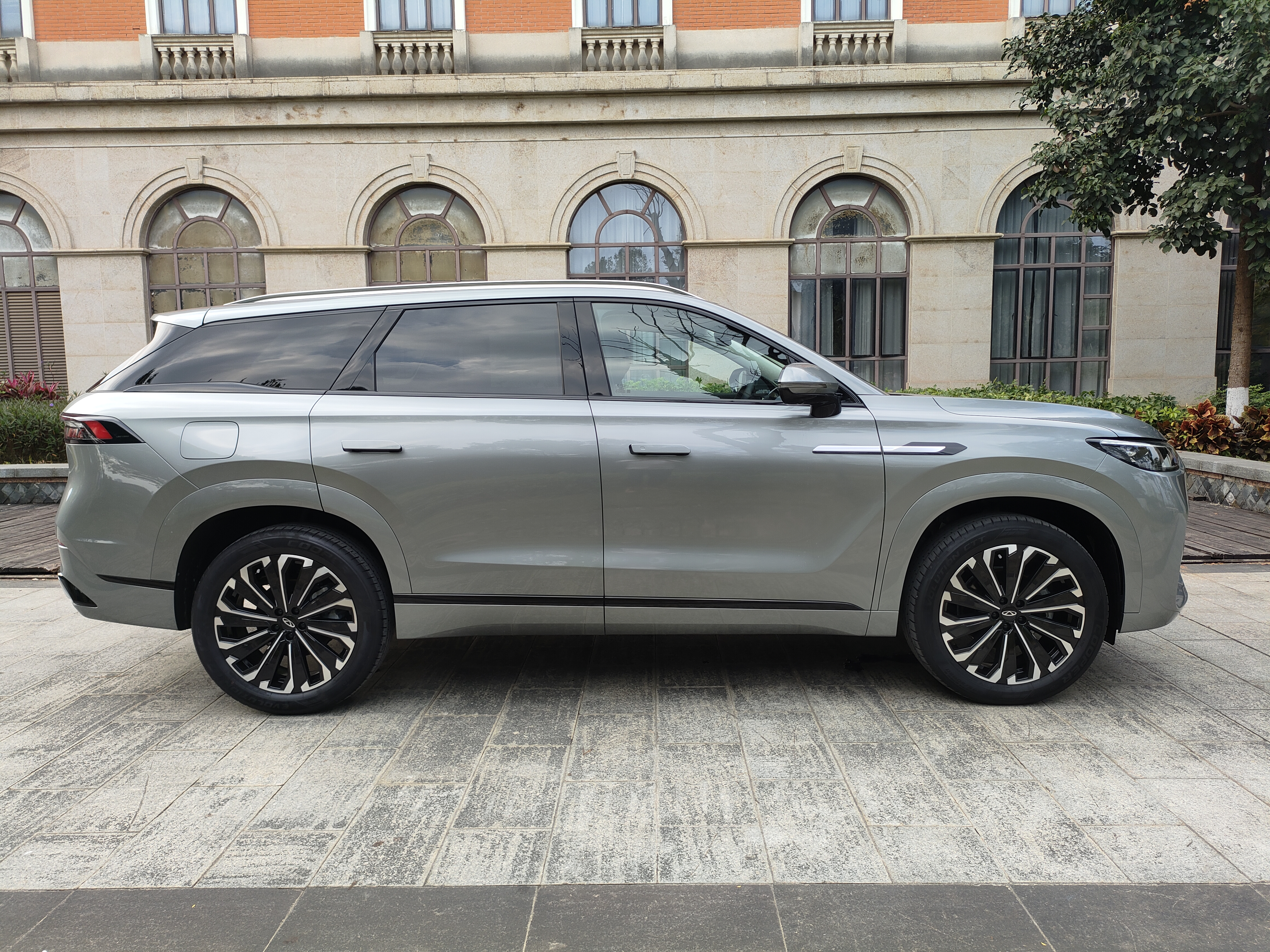 Chery Tiggo 9 2024 car image #11