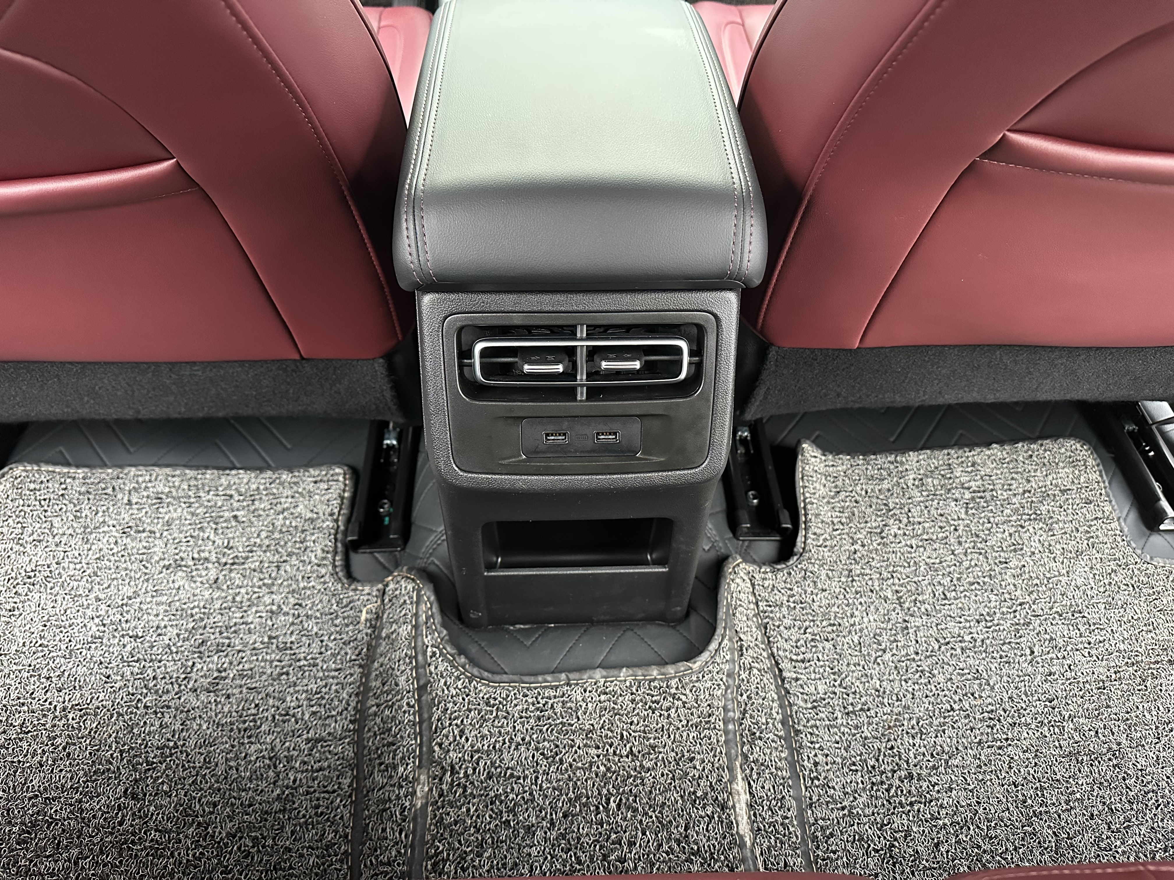 Great Wall Poer 2024 car image #11