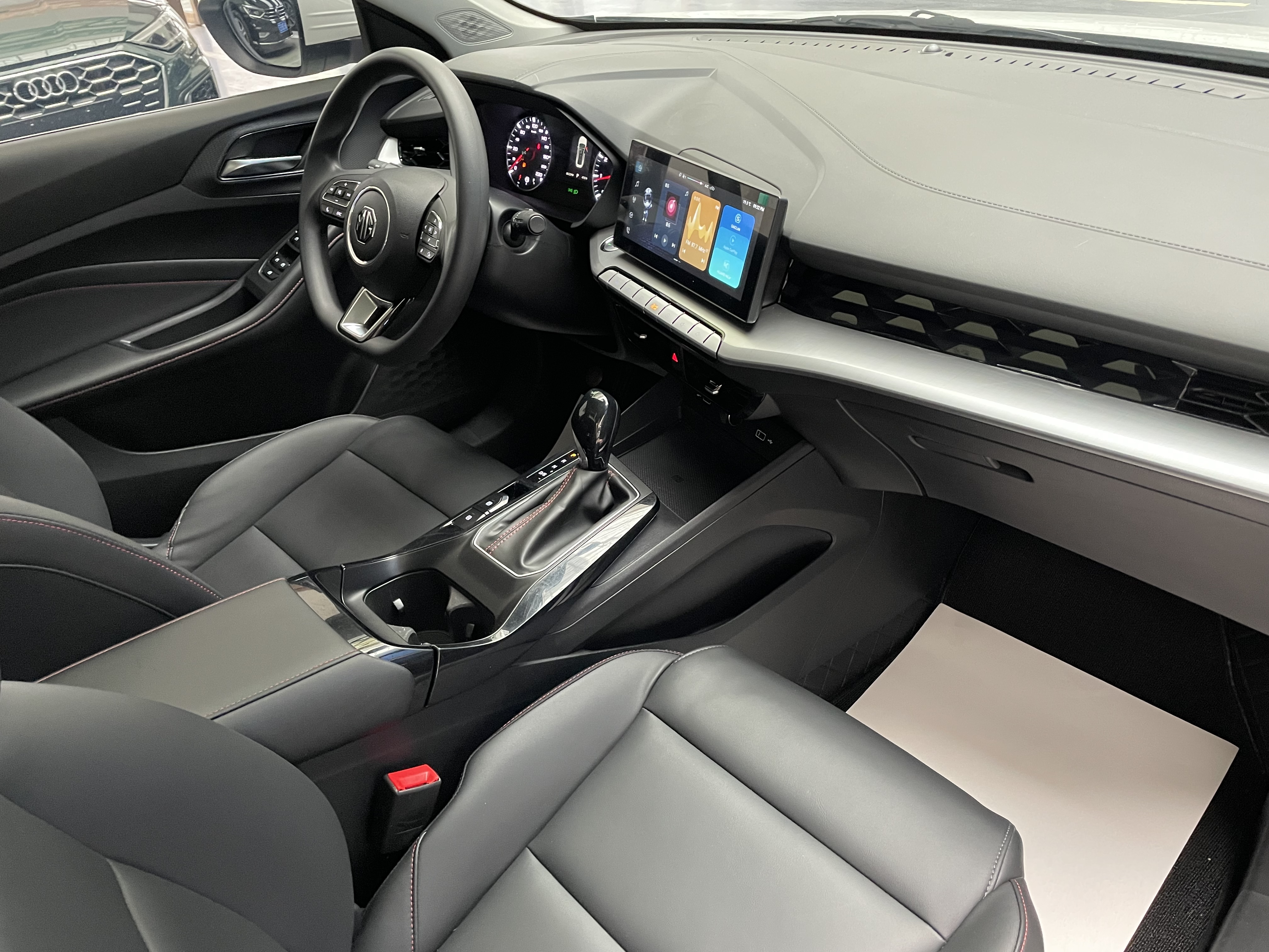 5 2023 #11 5 2023 immagine di auto #11