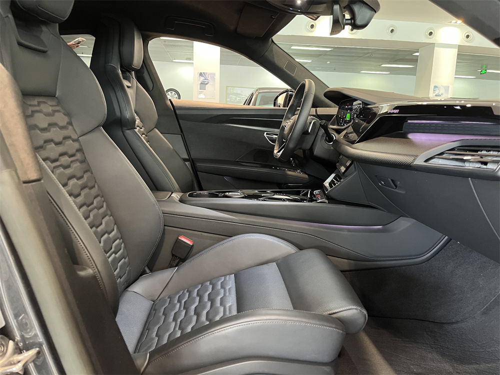 Audi e-tron GT 2025 #11 Audi e-tron GT 2025 image de voiture #11