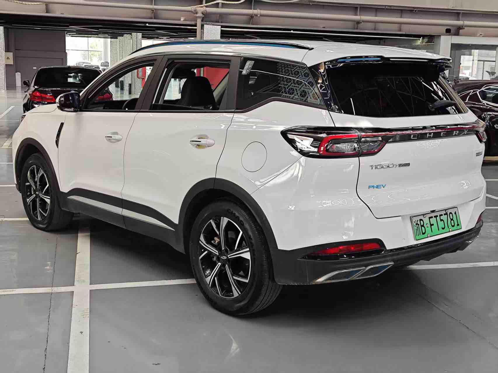 Chery Tiggo 7 Plus New Energy 2023 immagine di auto #11