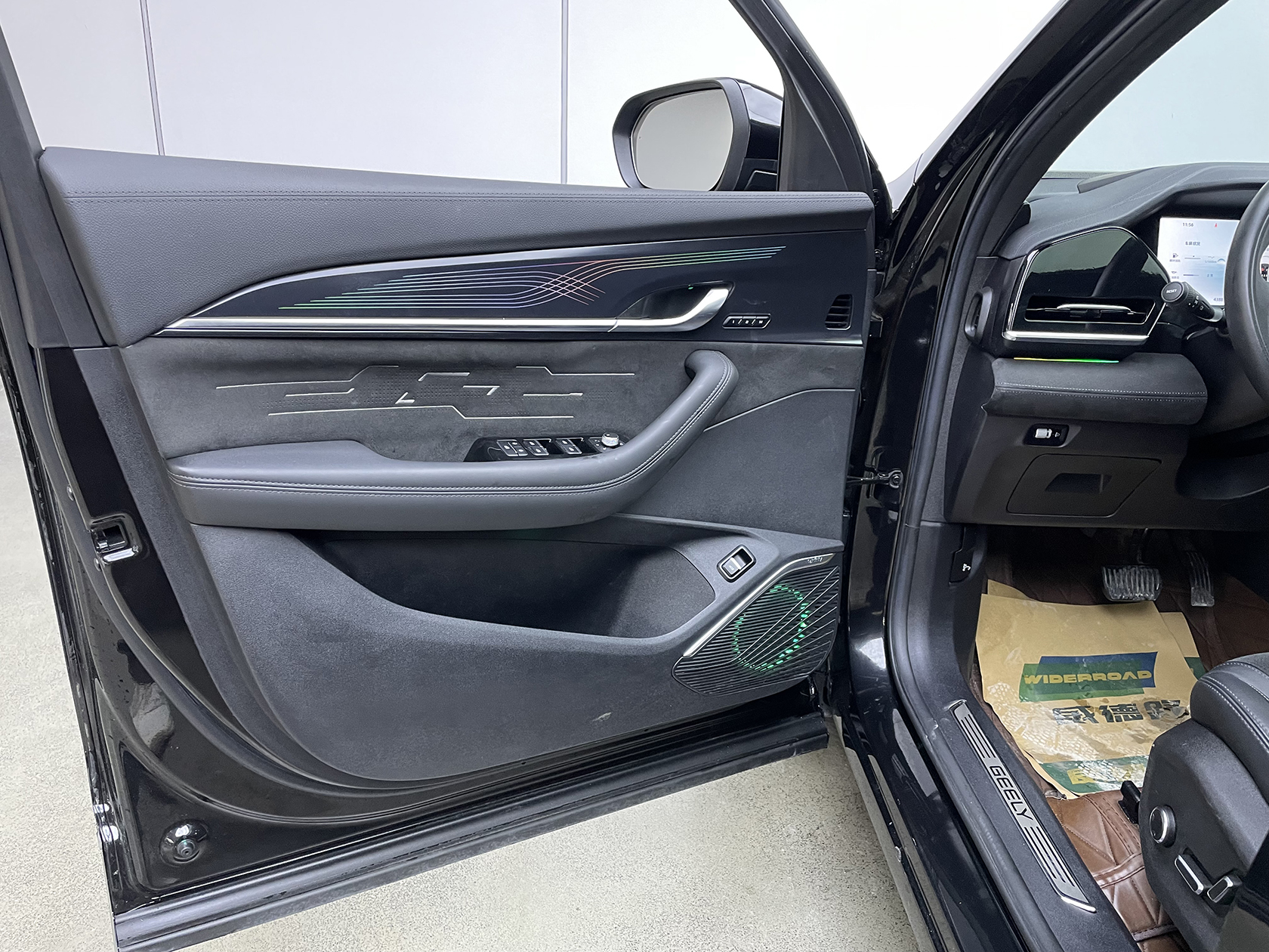 GEELY Monjaro 2024 car image #11