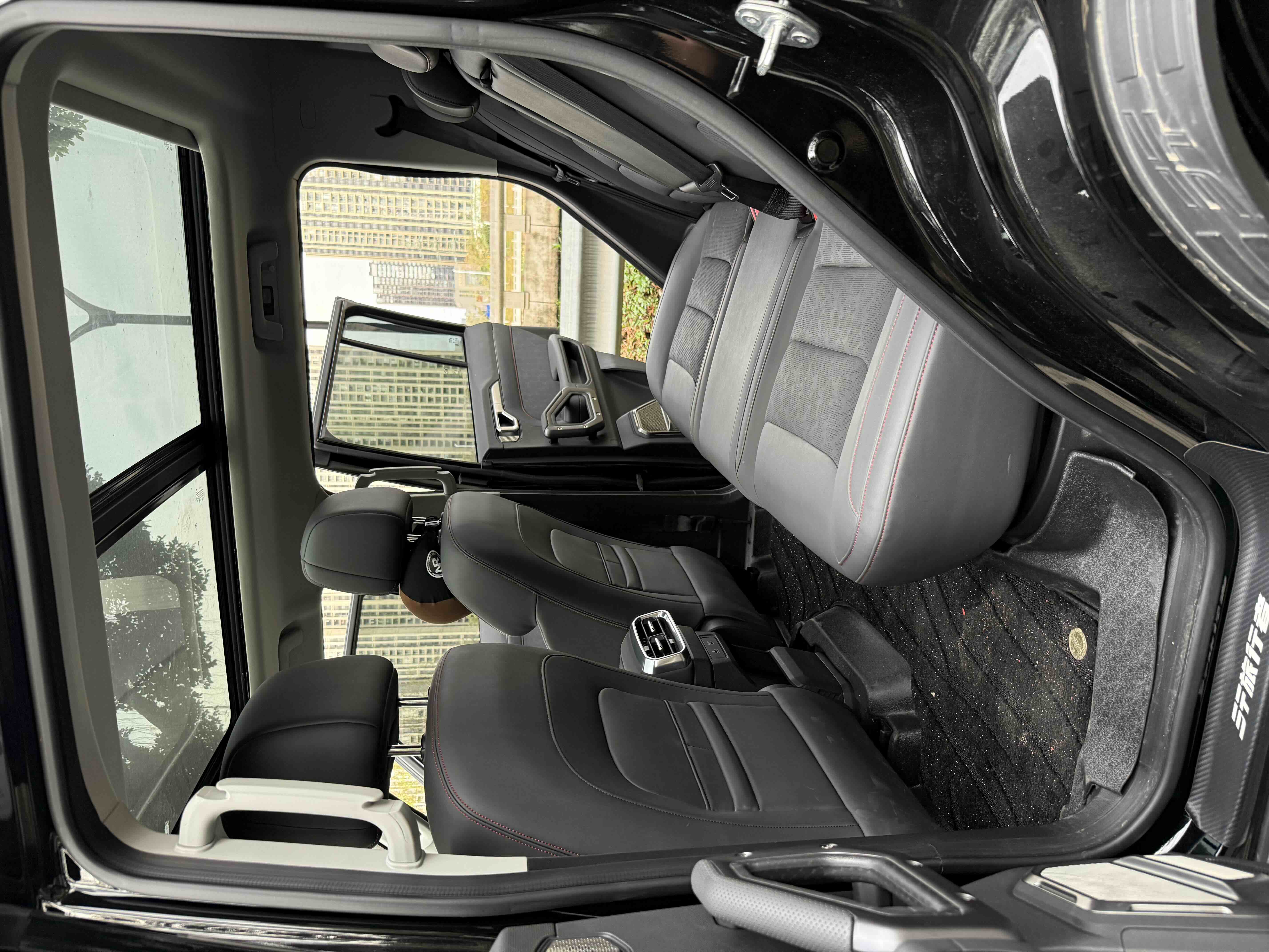 Jetour Traveller 2023 car image #11