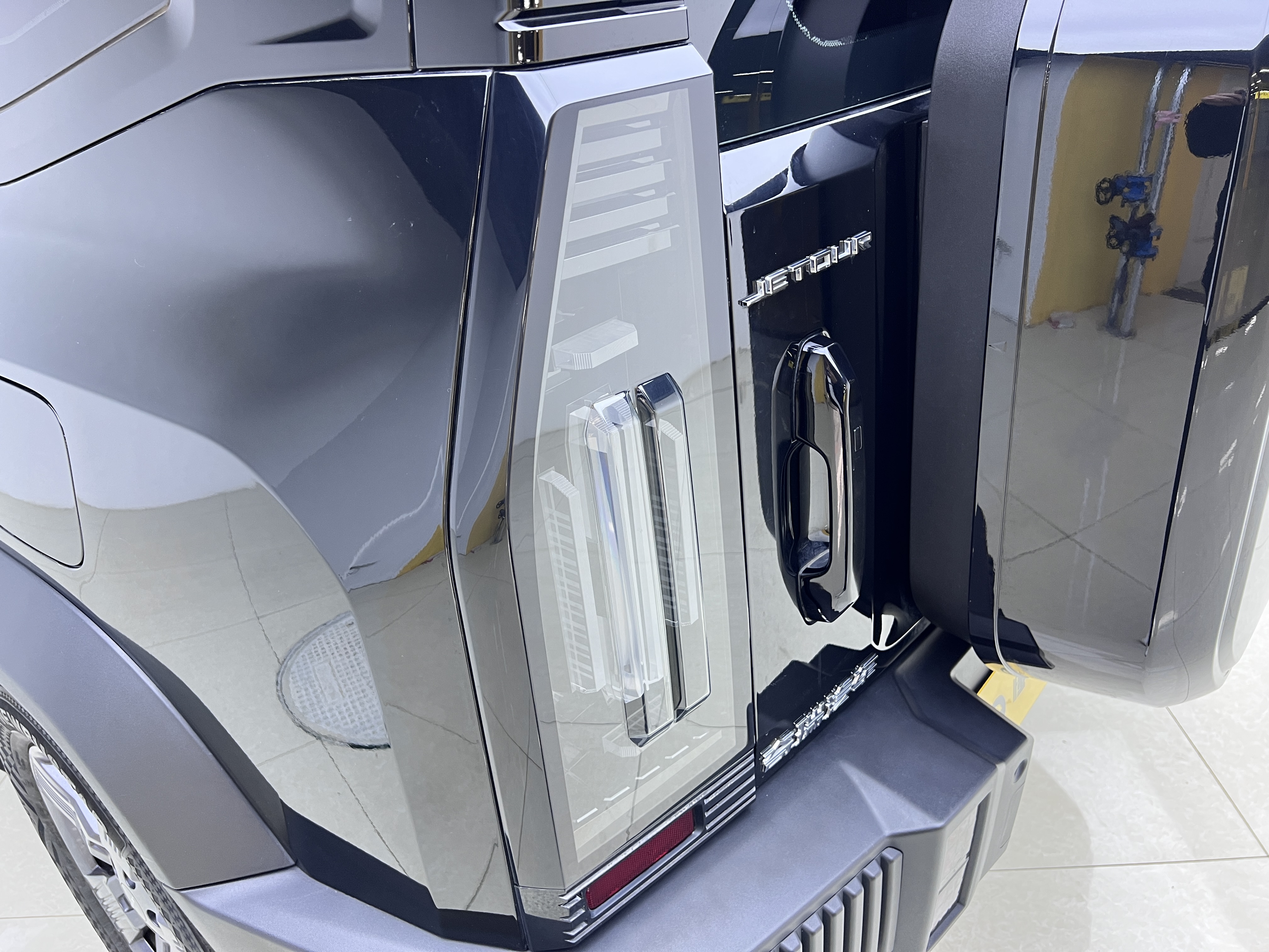 Jetour Traveller 2024 car image #11