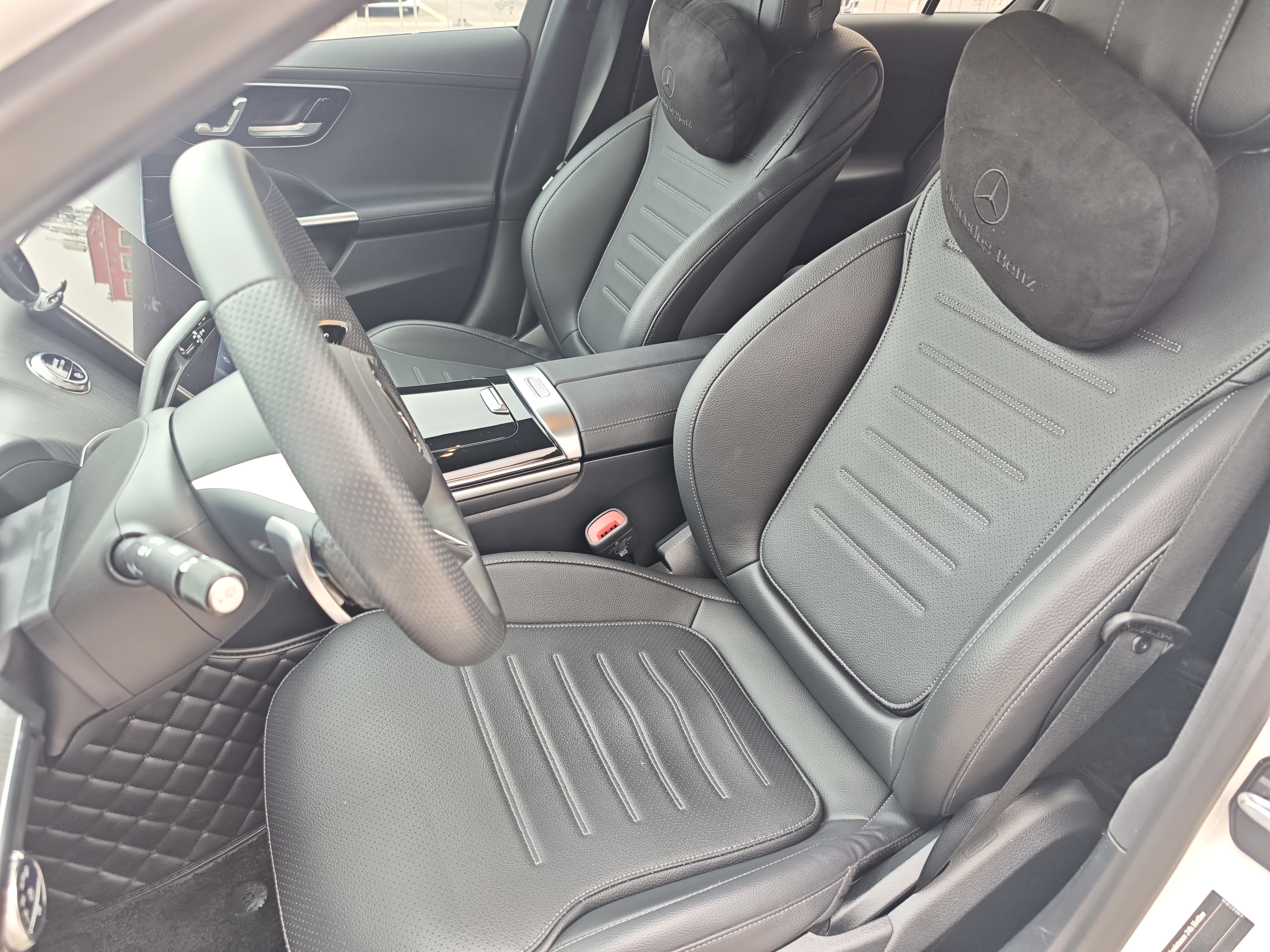 Mercedes-Benz C Class 2024 #11 Mercedes-Benz C Class 2024 car image #11