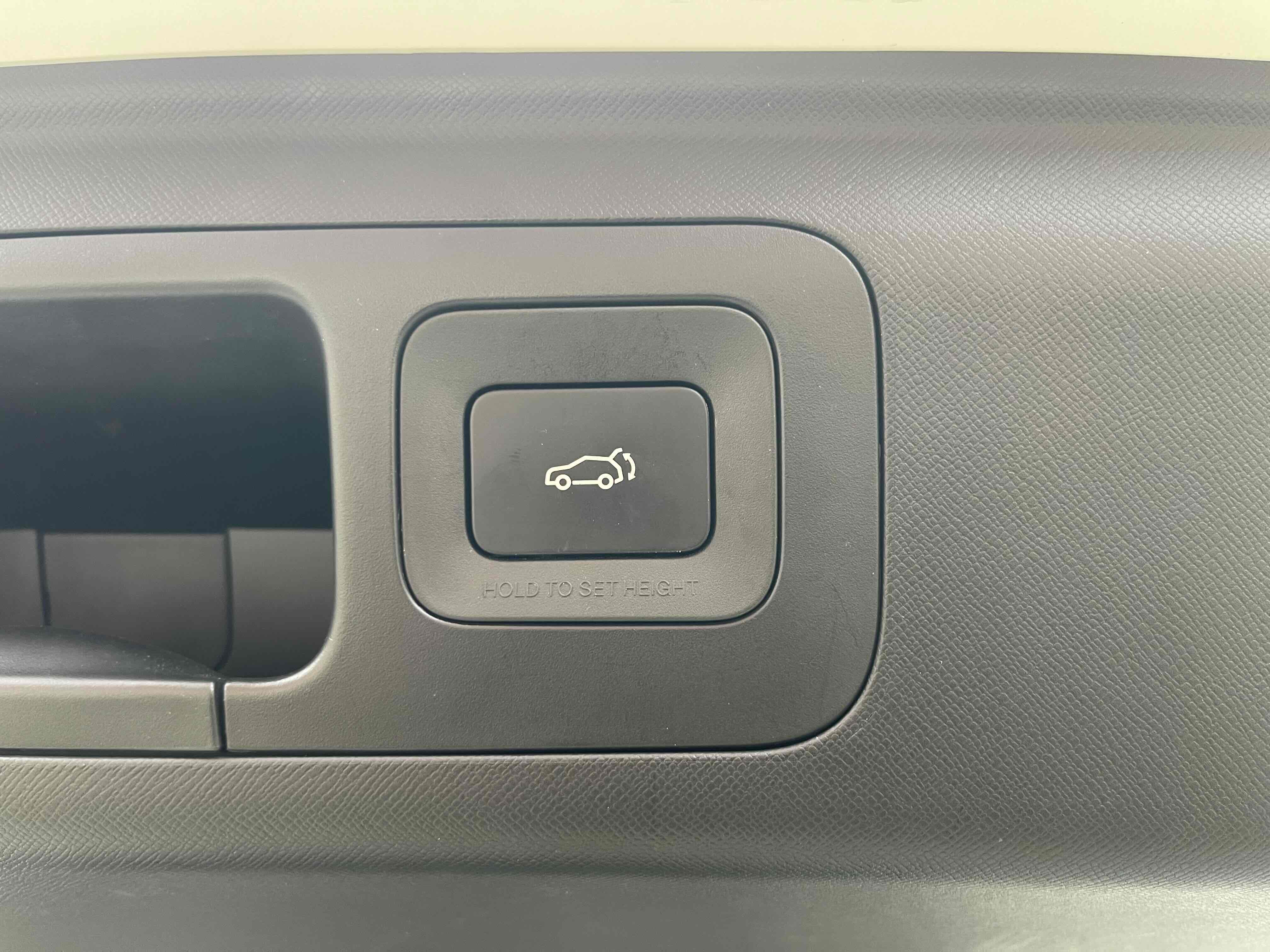 GAC Trumpchi E8 New Energy 2024 car image #11