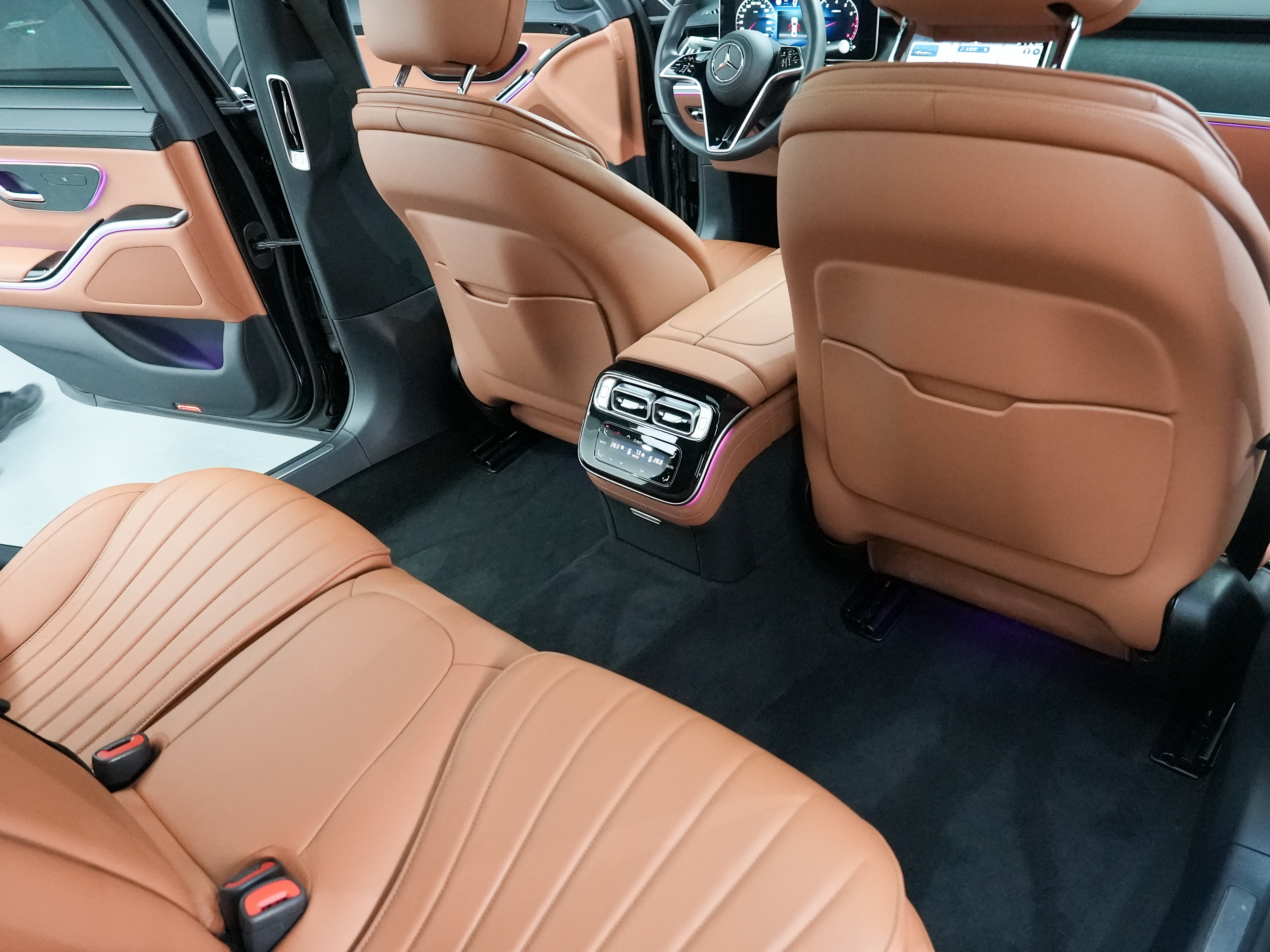 Mercedes-Benz S Class 2024 immagine di auto #11