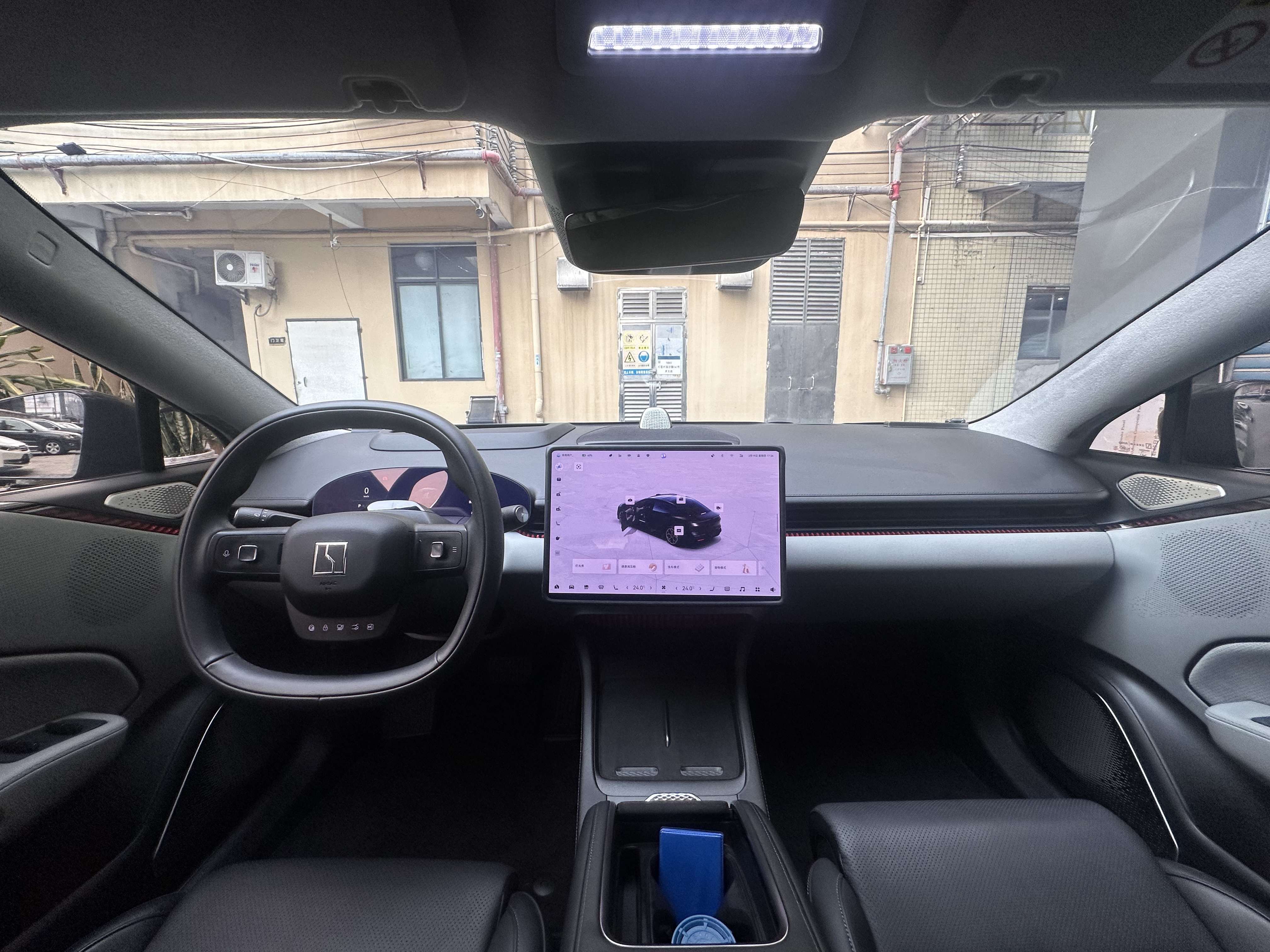 极氪 极氪007 2024 汽车图片 #11