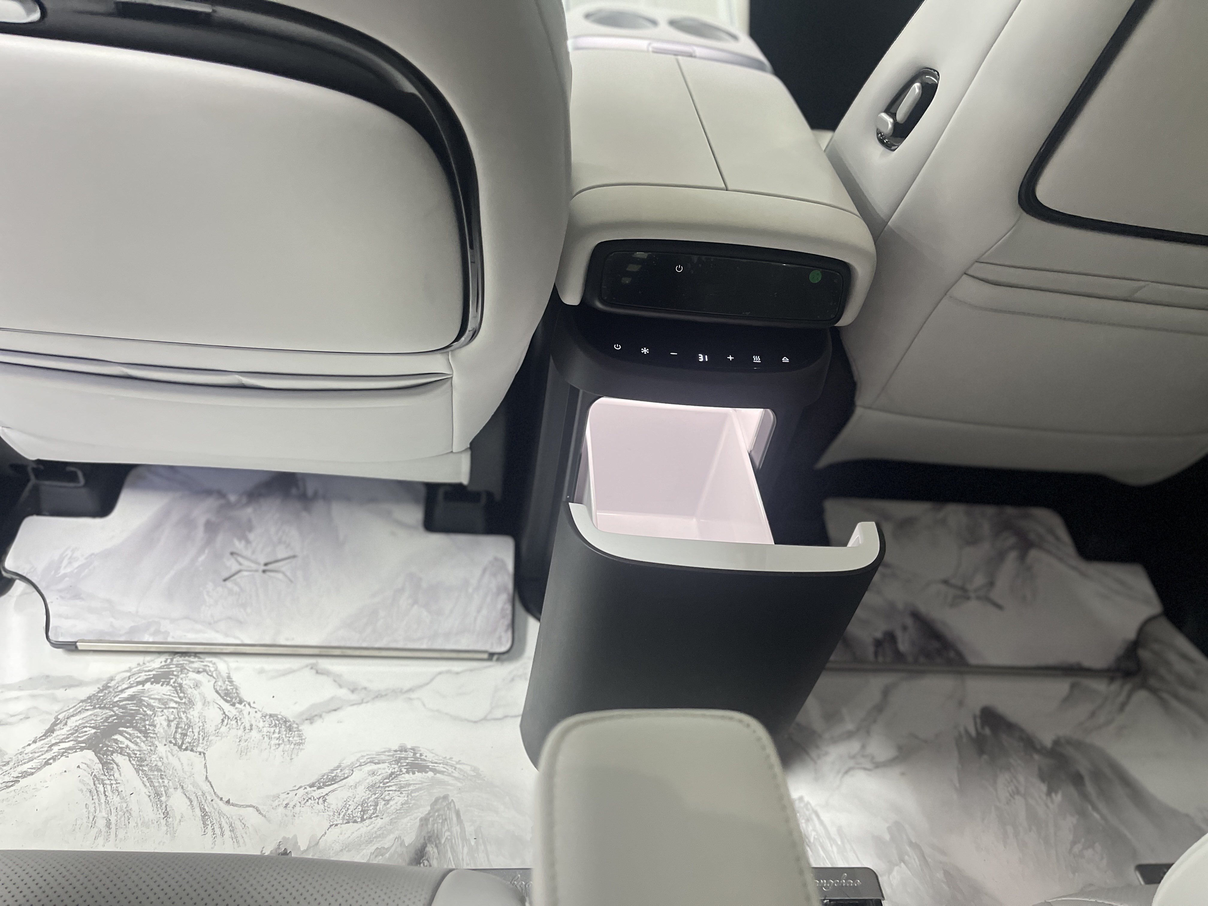 Xpeng X9 2024 #11 Xpeng X9 2024 immagine di auto #11