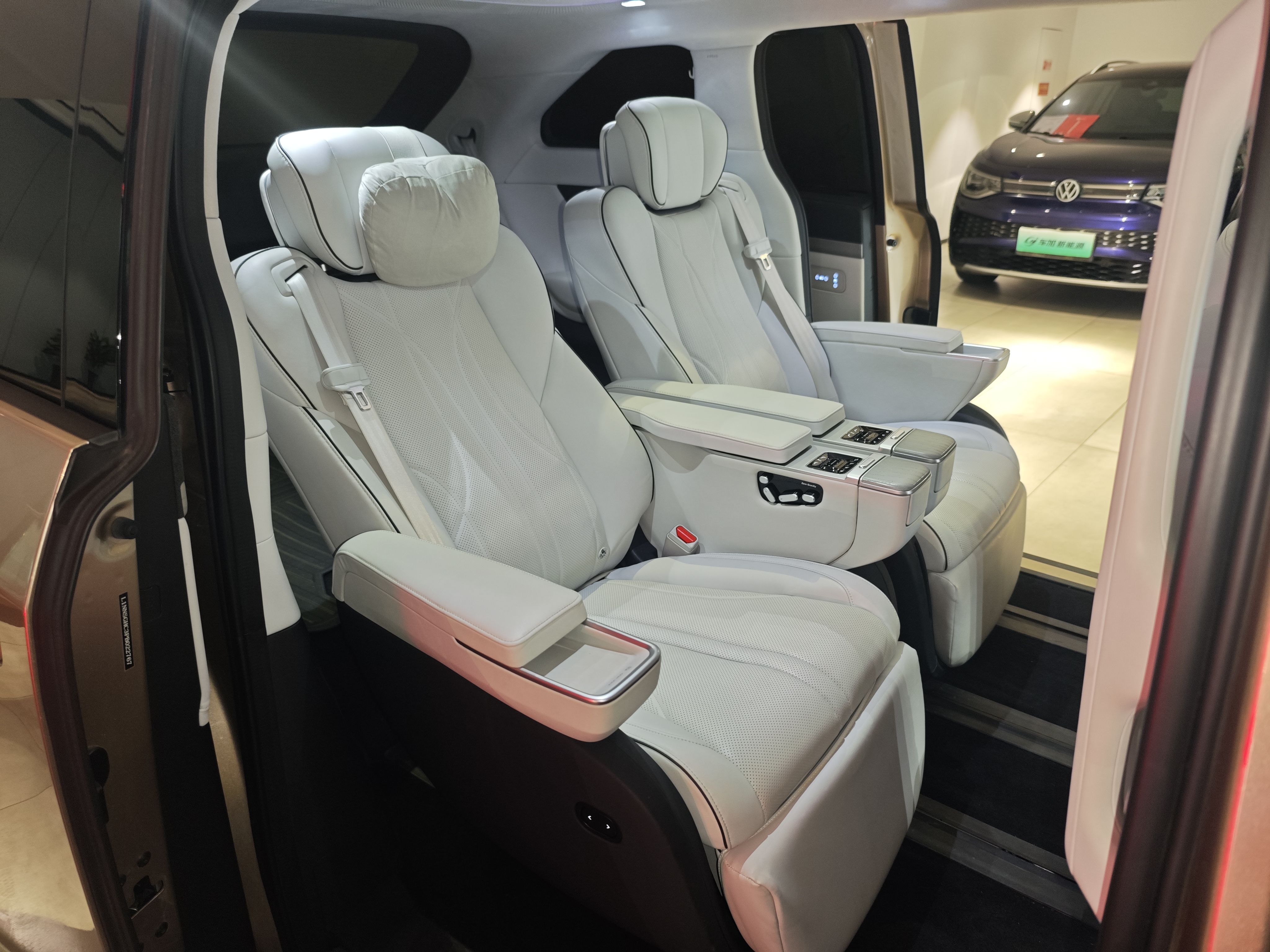 Xpeng X9 2024 #11 Xpeng X9 2024 immagine di auto #11