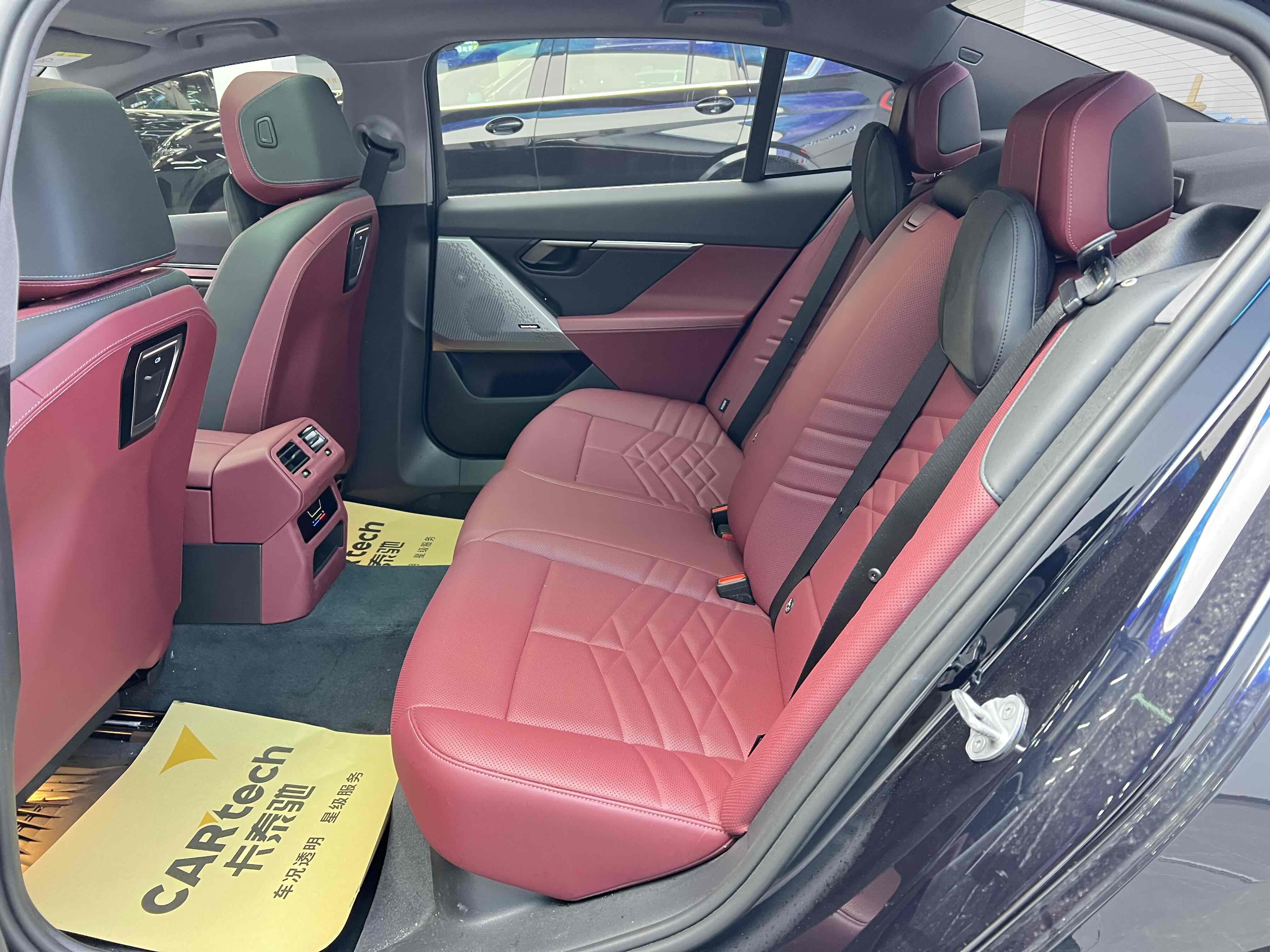 BMW i5 M60 2025 #11 BMW i5 M60 2025 car image #11