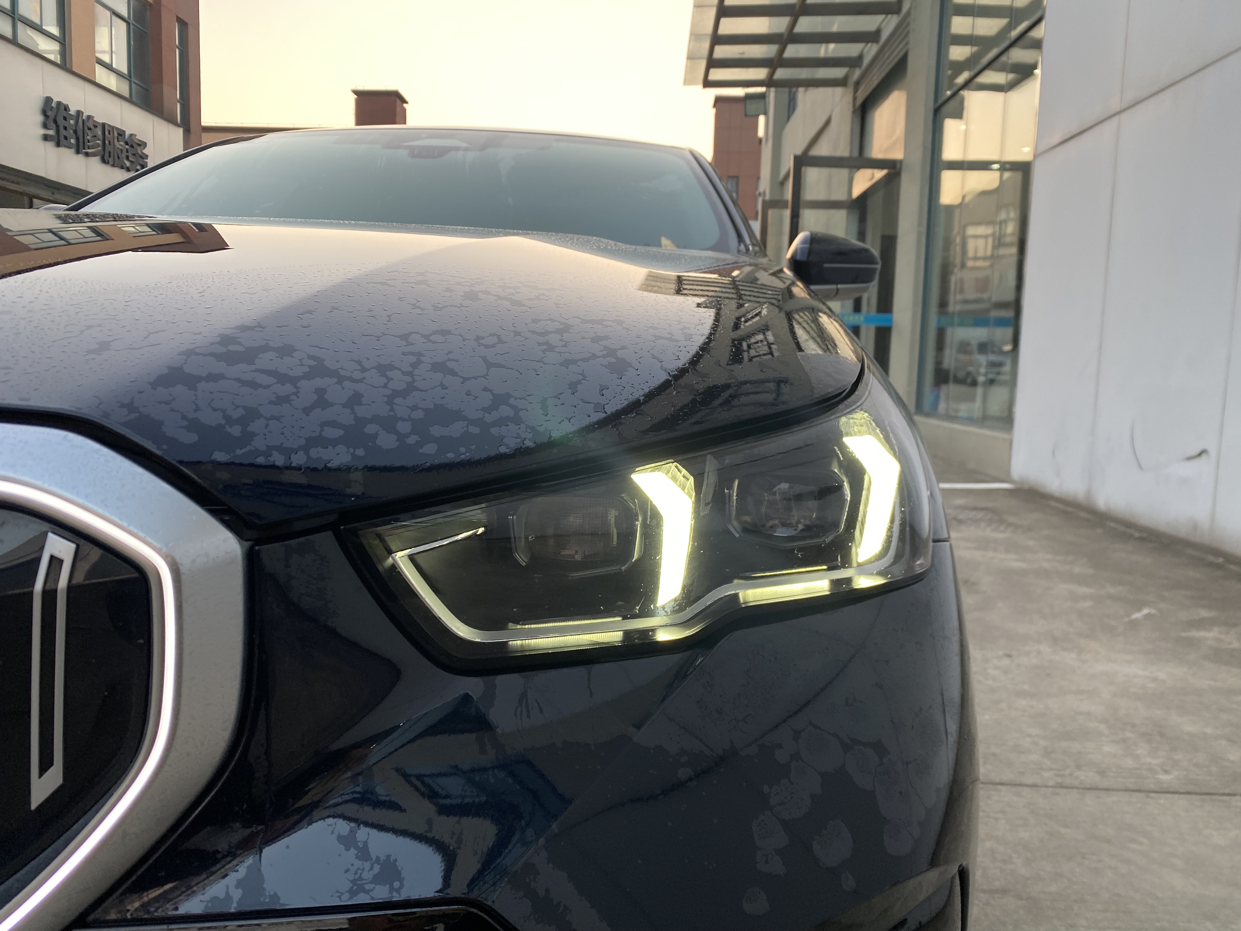 BMW i5 M60 2025 immagine di auto #11