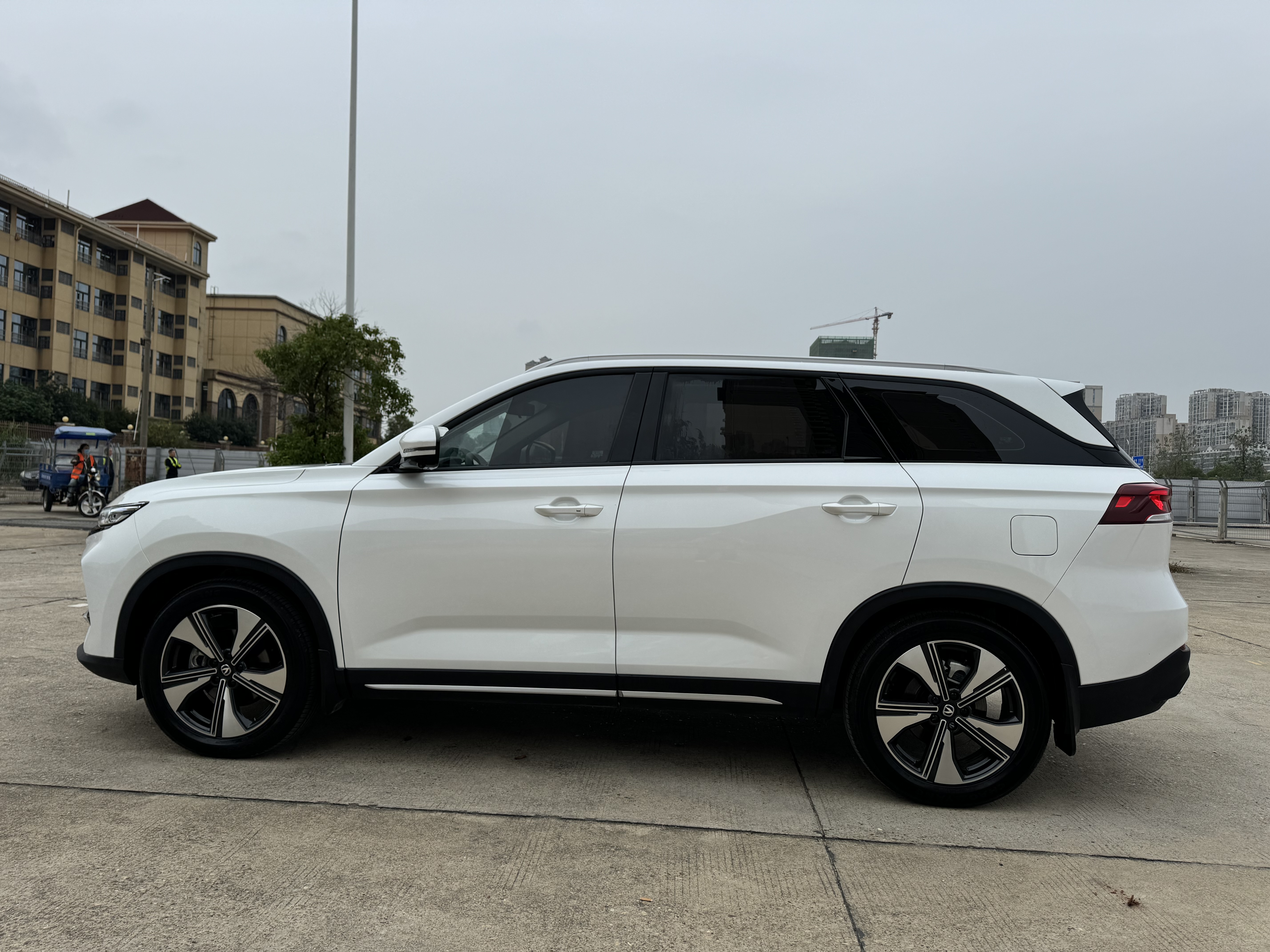 Changan X7 PLUS 2024 car image #11