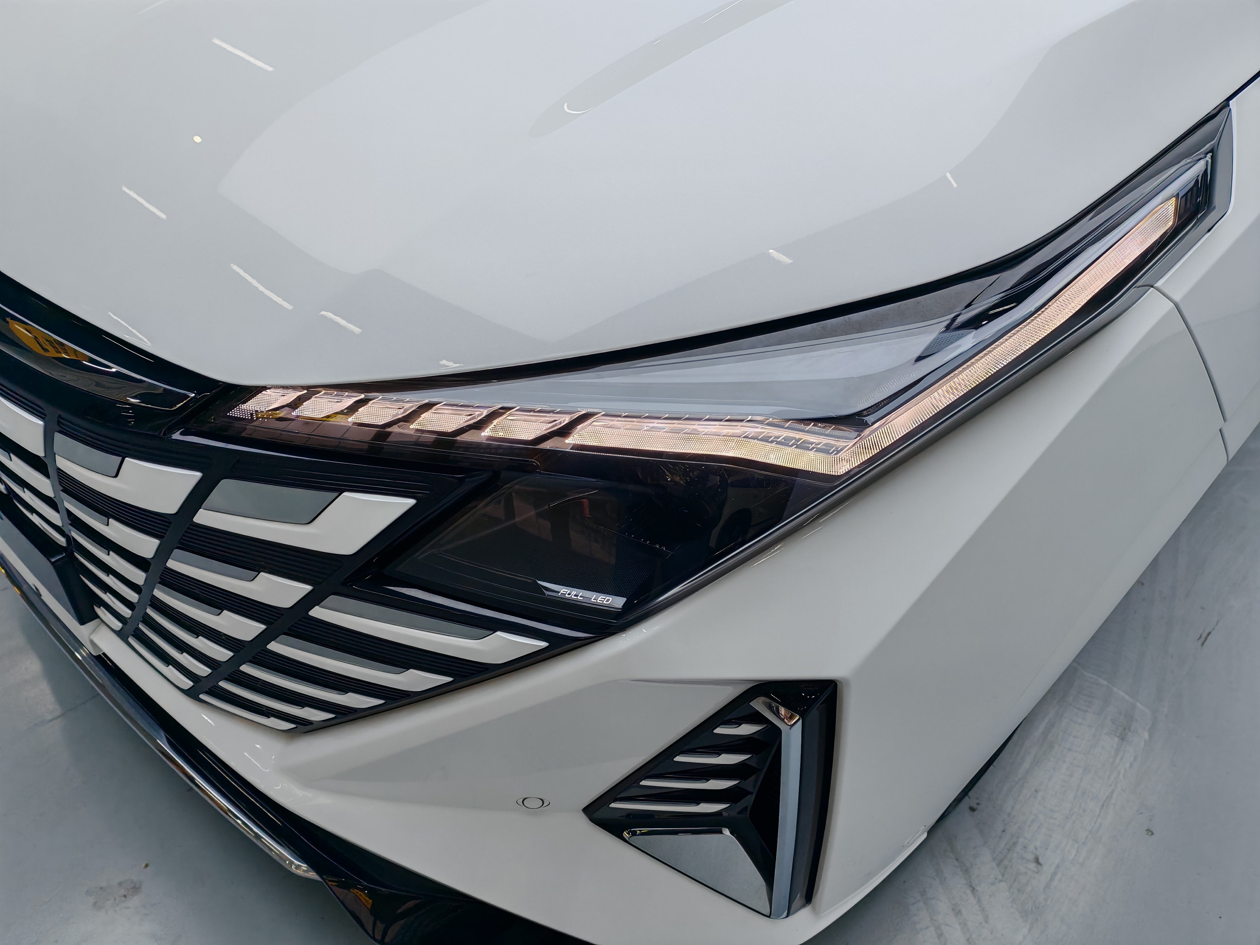 Changan UNI-Z PHEV 2024 #11 Changan UNI-Z PHEV 2024 car image #11