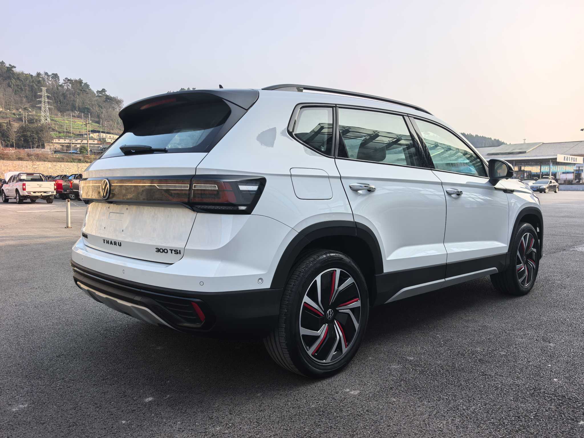 Volkswagen Tharu 2024 #11 Volkswagen Tharu 2024 immagine di auto #11