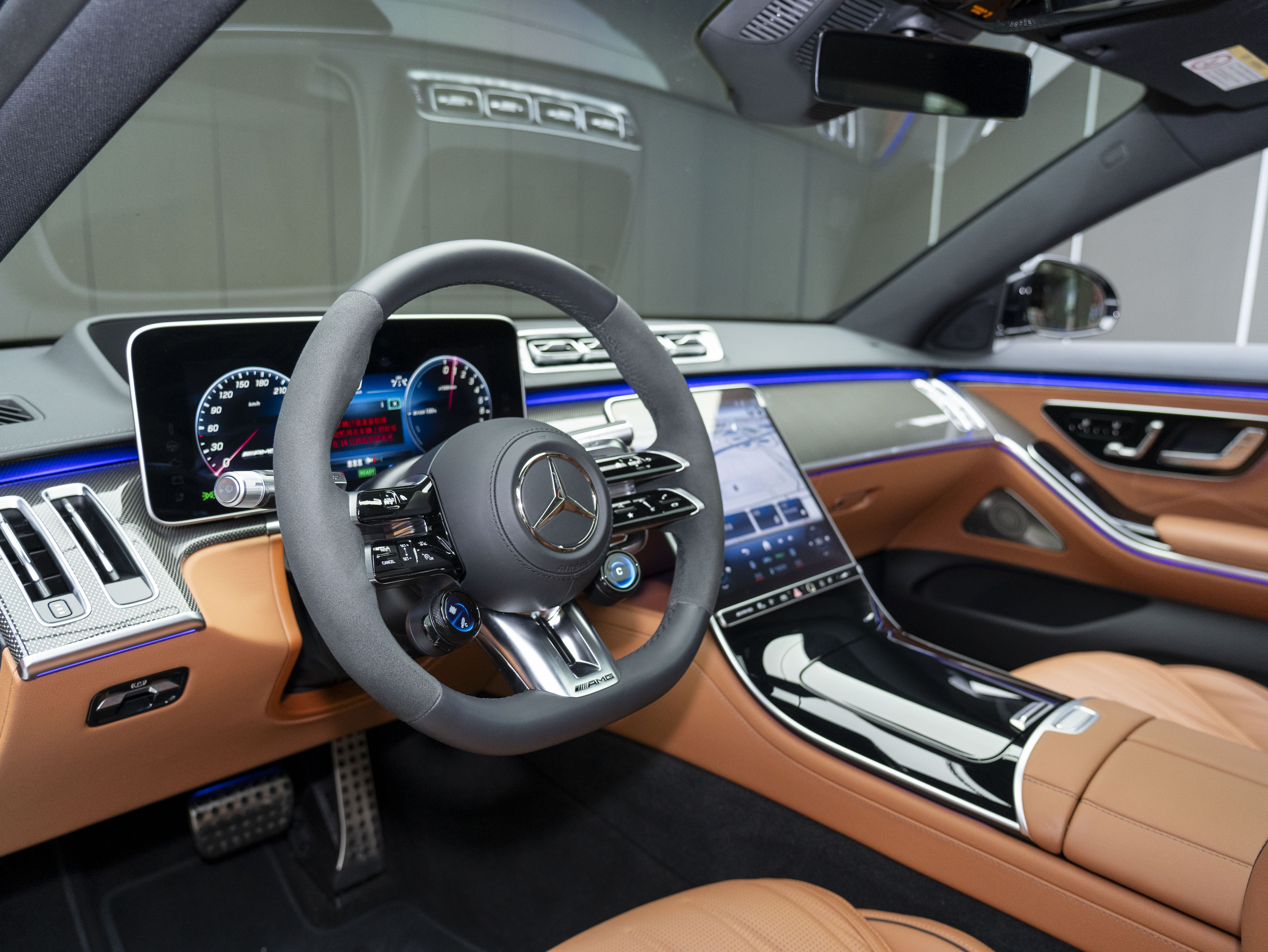 Mercedes-Benz S AMG New Energy 2025 изображение автомобиля #11