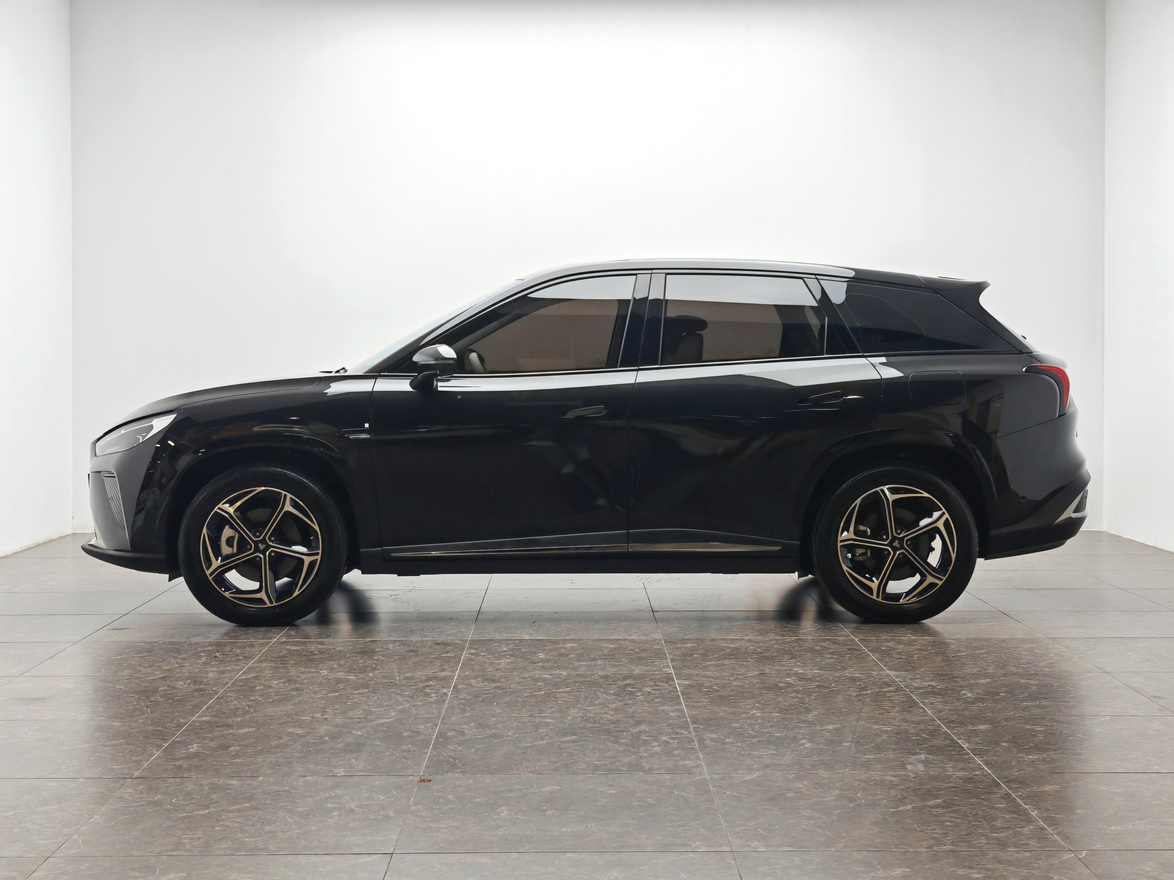 Neta L 2024 imagen de coche #11