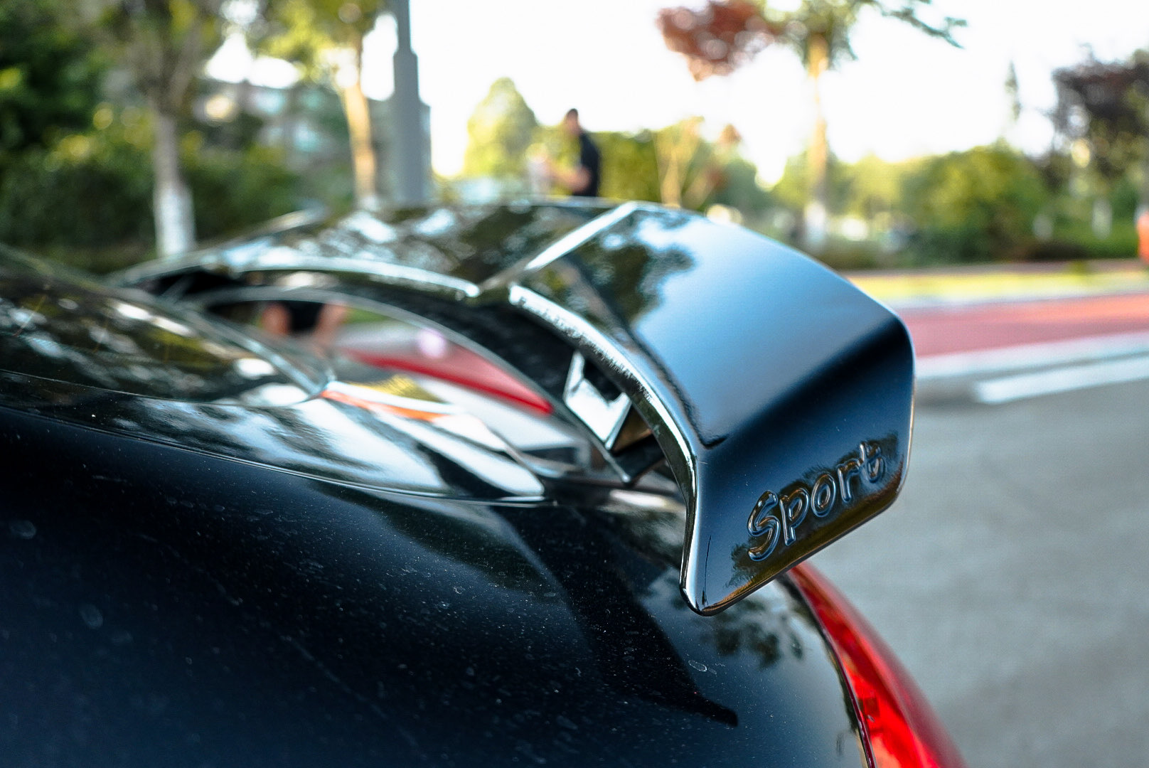 Audi TTS 2011 car image #11