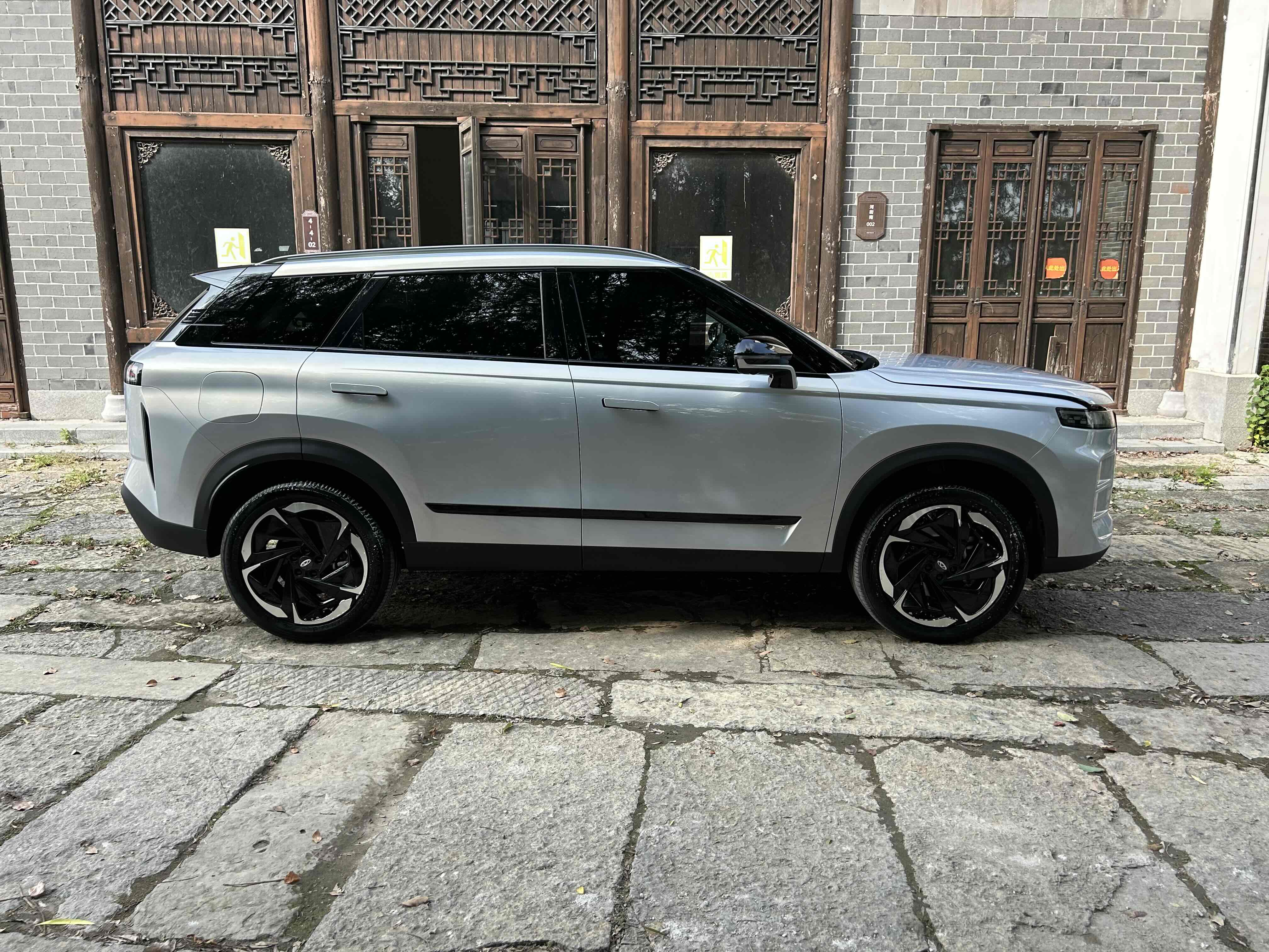 Chery Exploration 06 C-DM 2025 car image #11