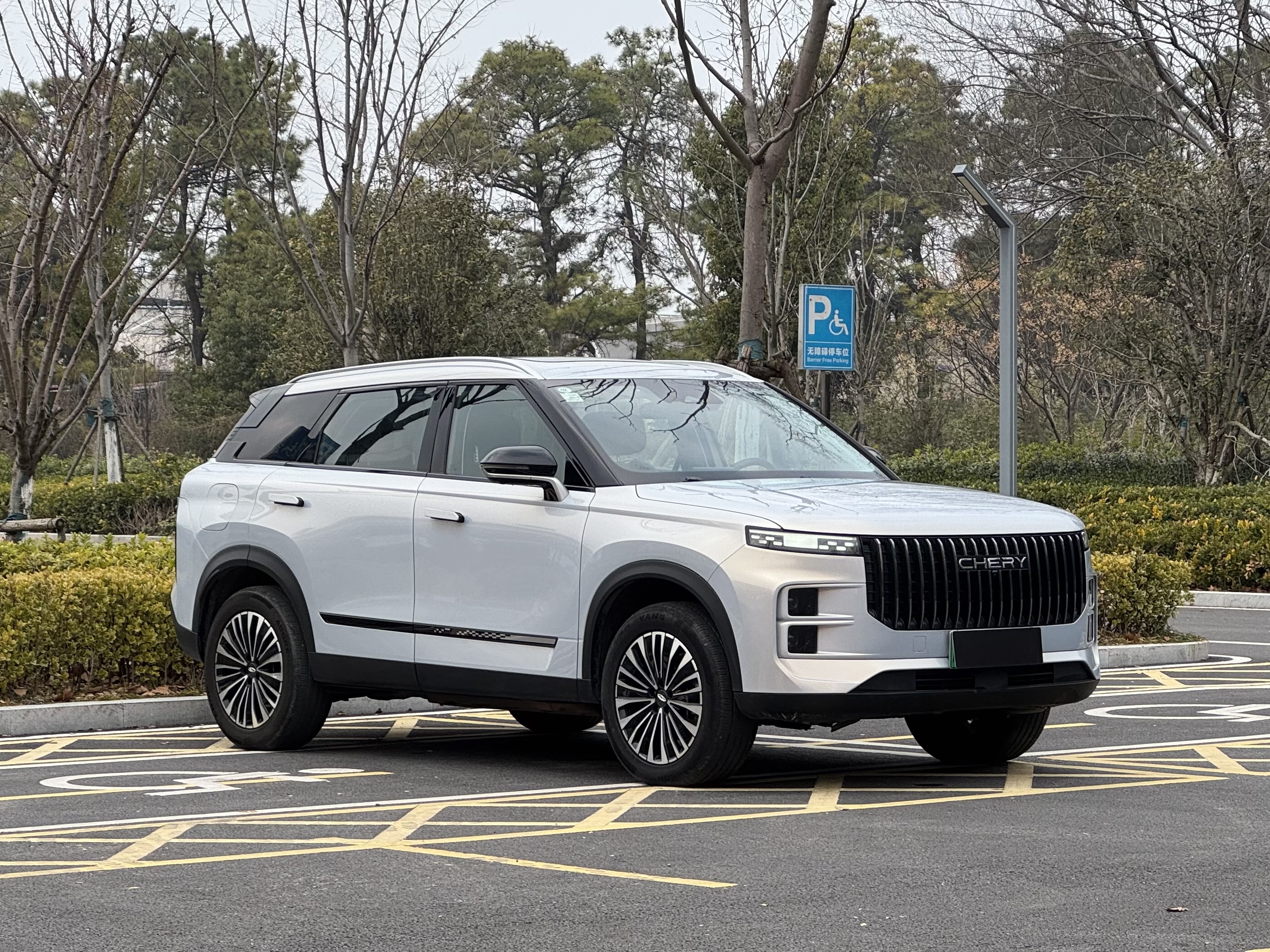 Chery Exploration 06 C-DM 2024 #11 Chery Exploration 06 C-DM 2024 car image #11