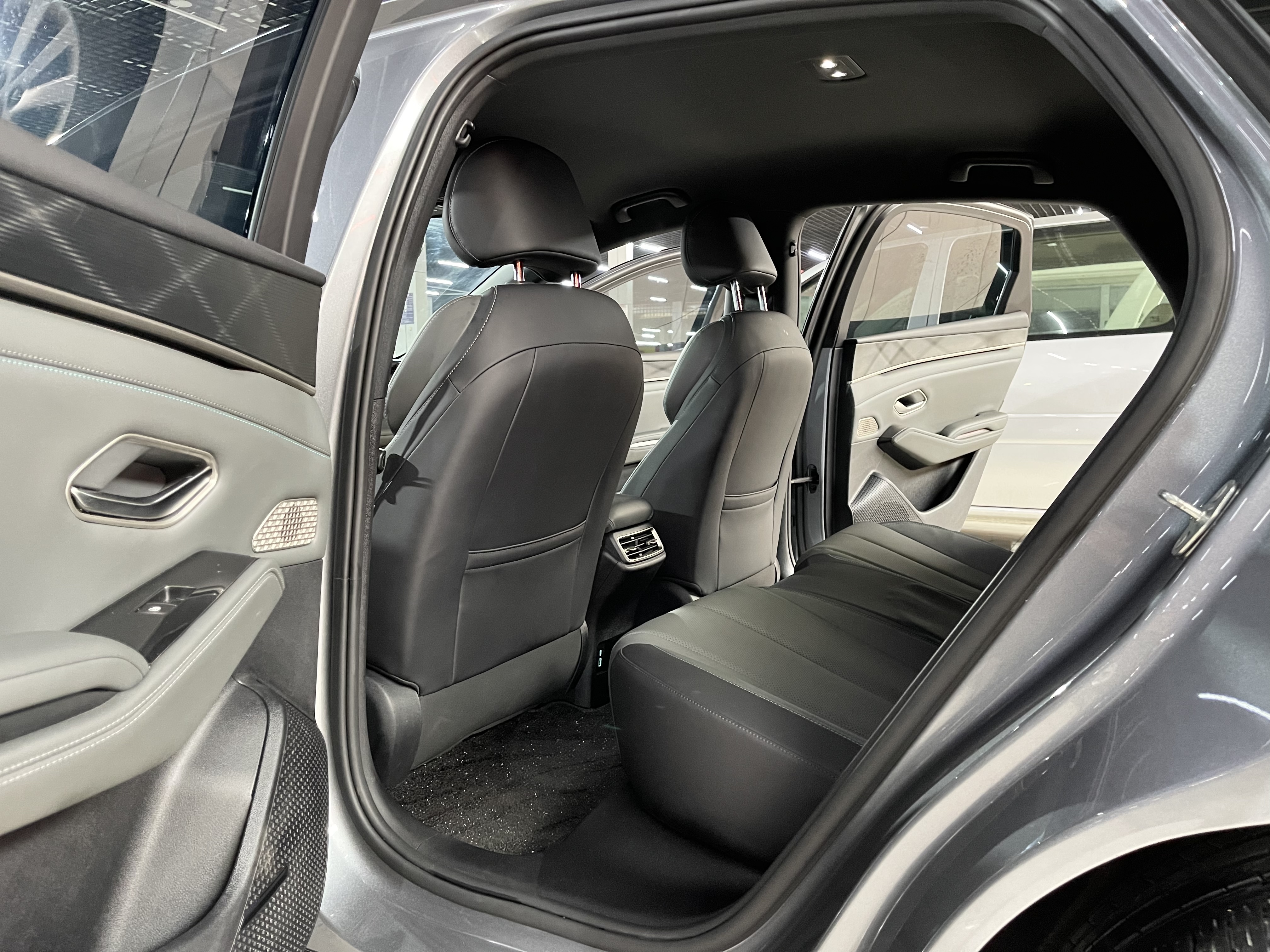 BYD Qin L 2024 car image #11