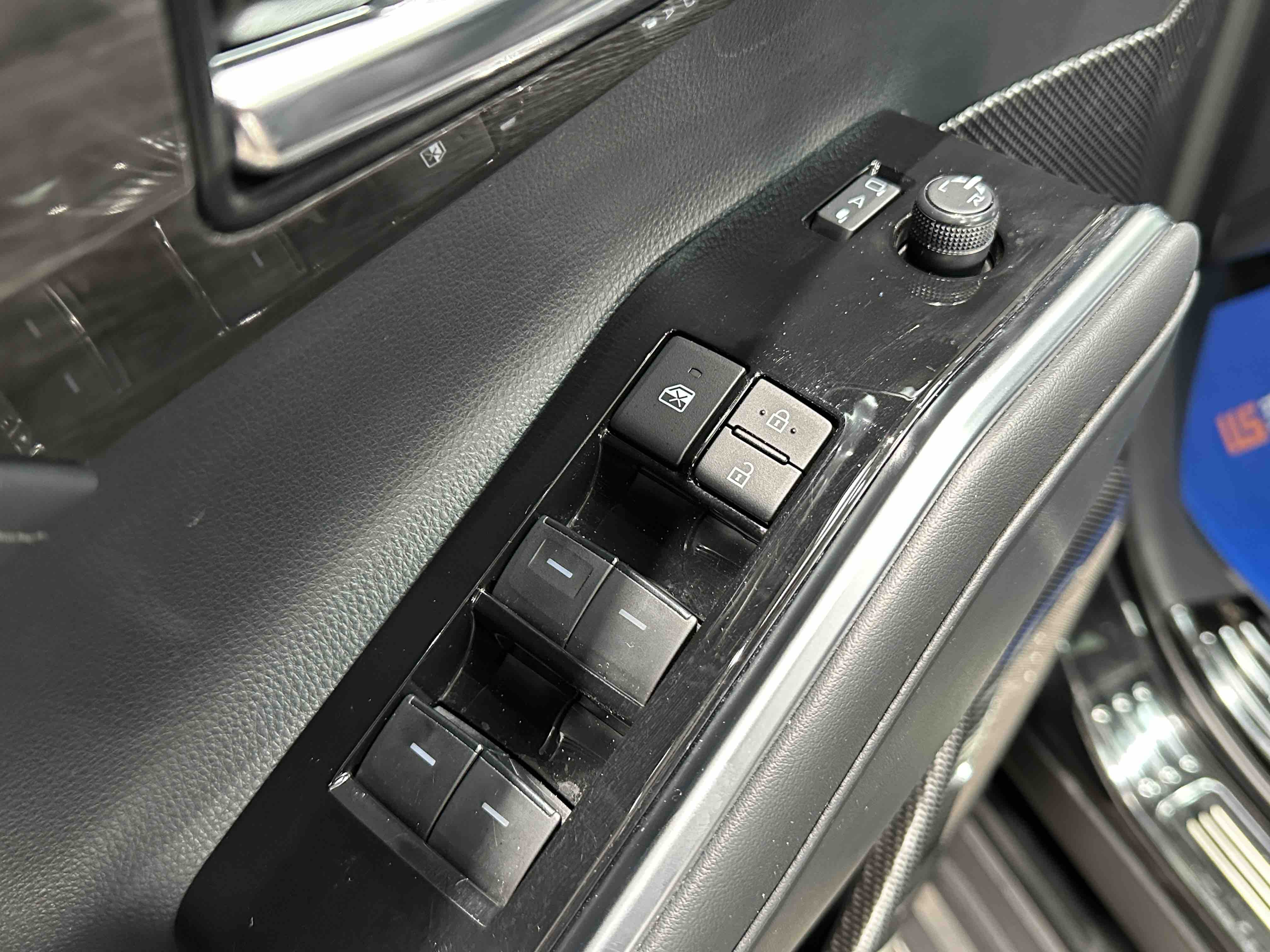 Toyota Crown Kluger 2025 #11 Toyota Crown Kluger 2025 car image #11