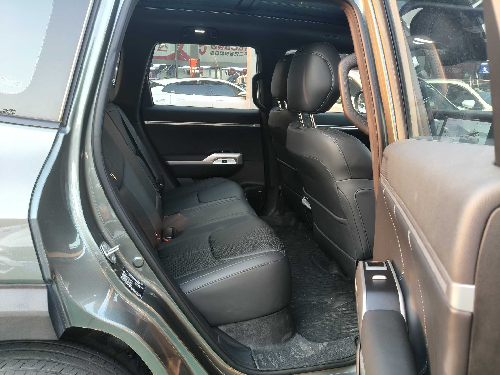 Deepal G318 2025 car image #11