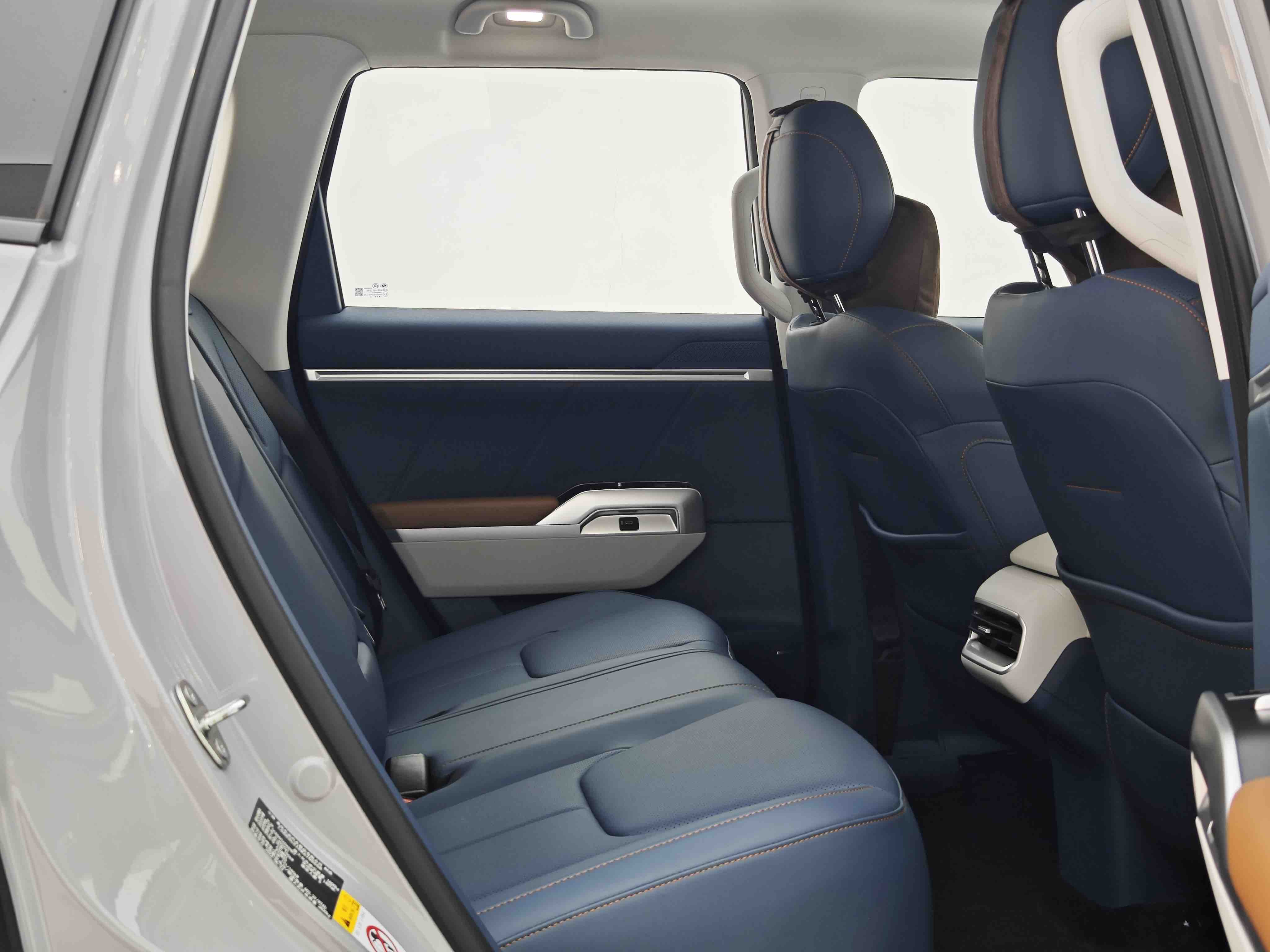 Deepal G318 2024 #11 Deepal G318 2024 car image #11