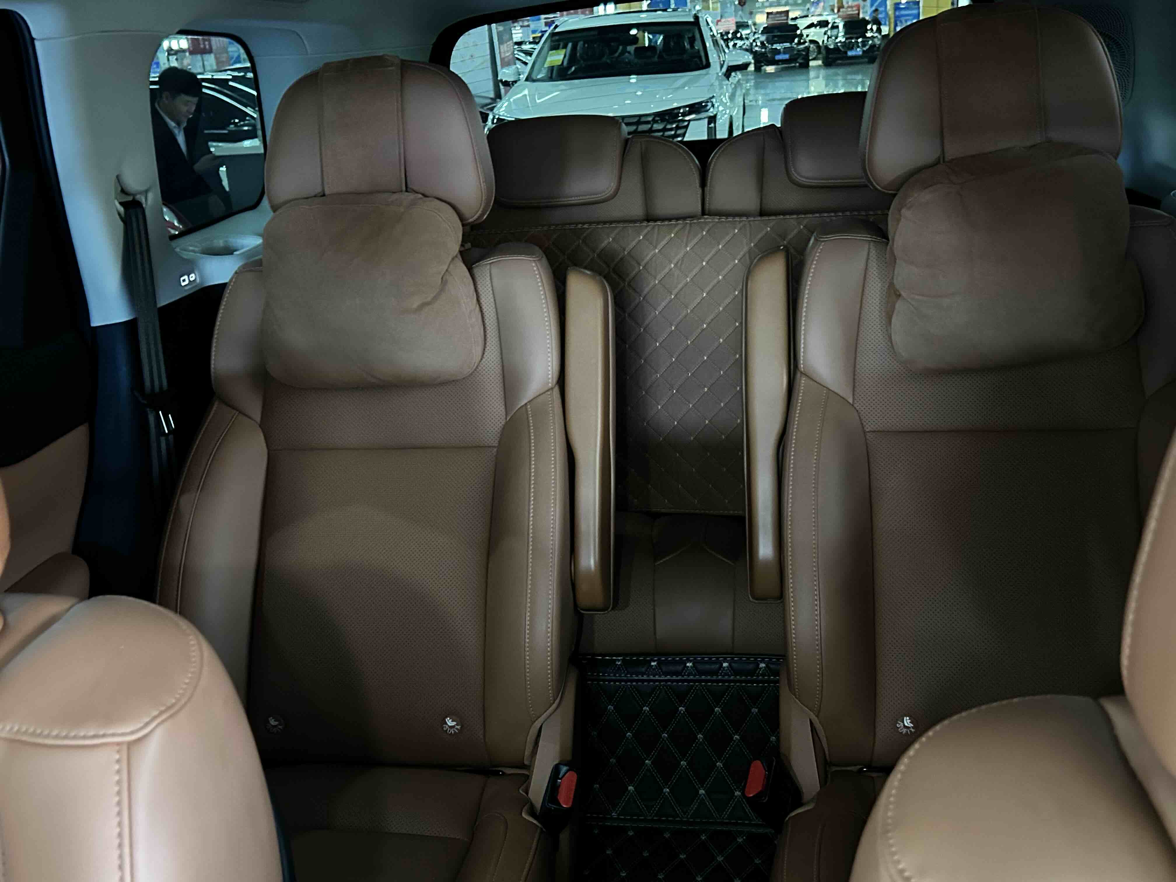 Leapmotor C16 2025 car image #11