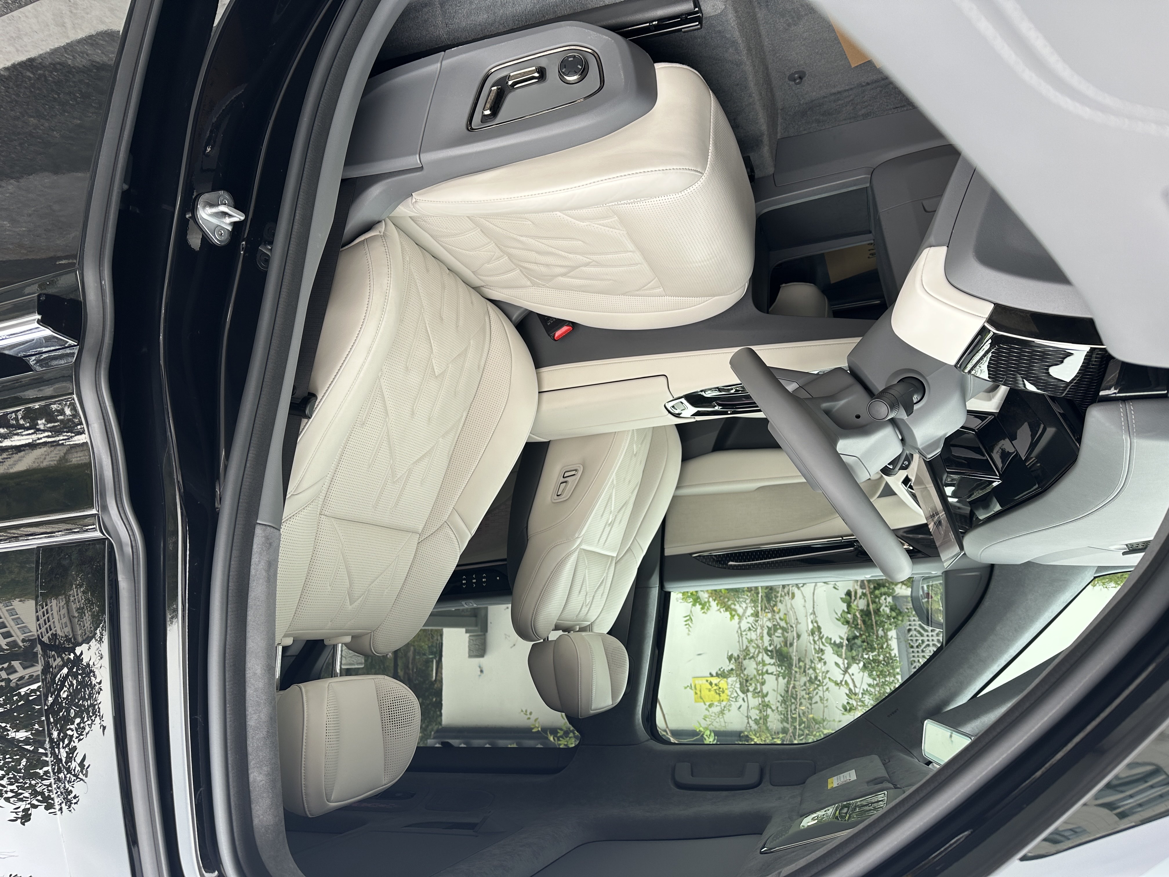 极氪 极氪009 2024 汽车图片 #11