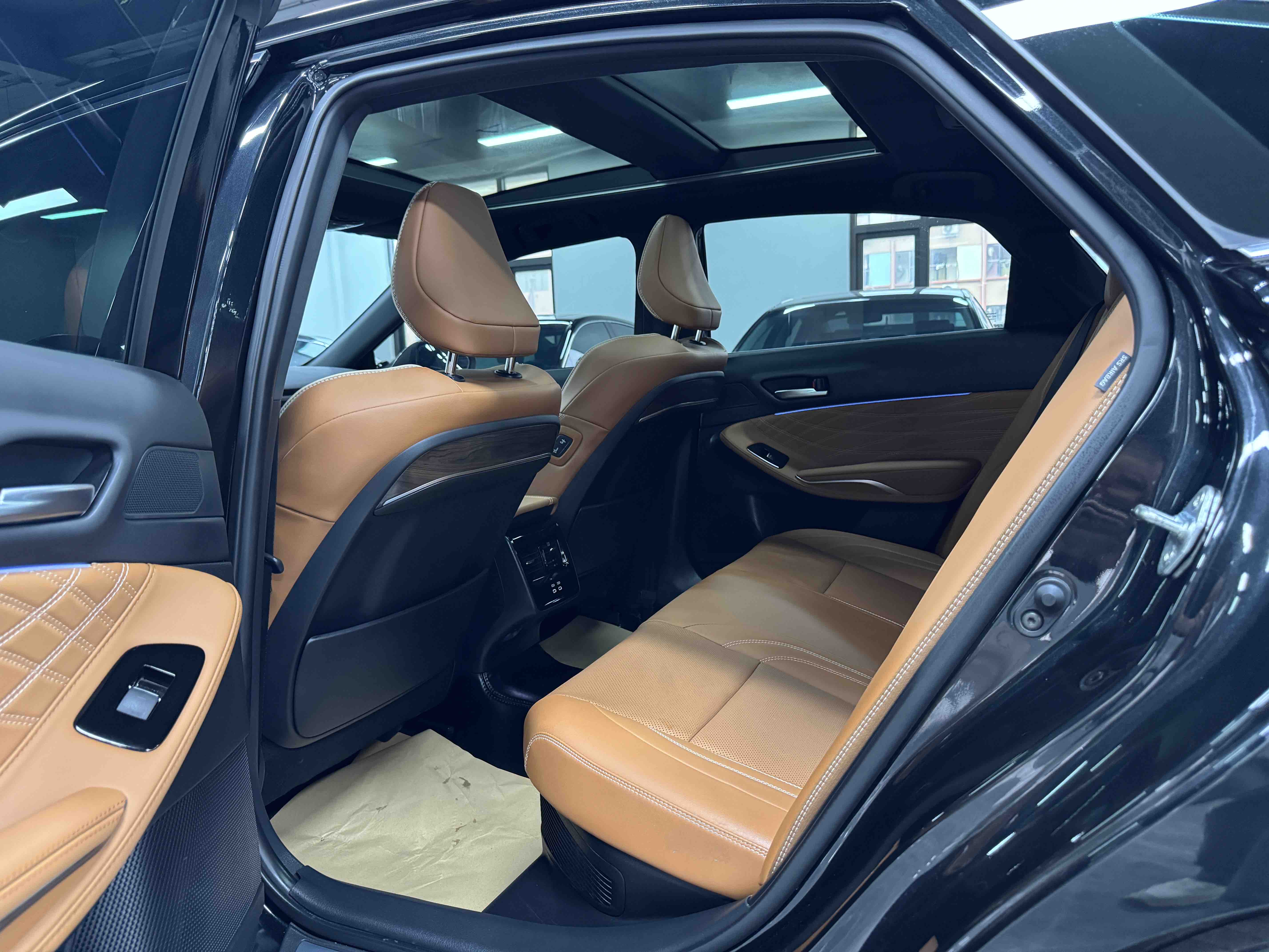 丰田 亚洲龙 2025 汽车图片 #11