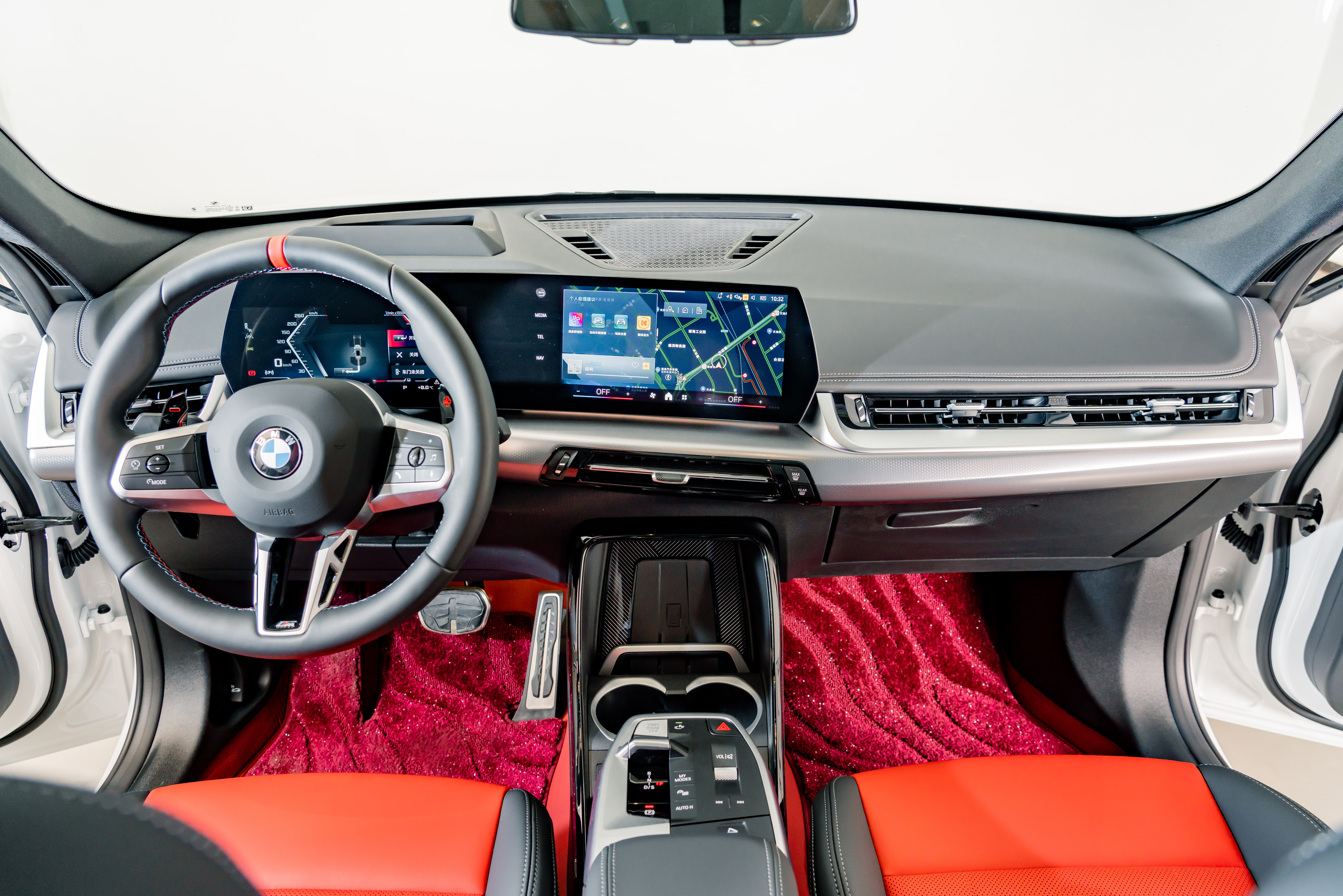 BMW X1 M35Li 2025 #11 BMW X1 M35Li 2025 car image #11